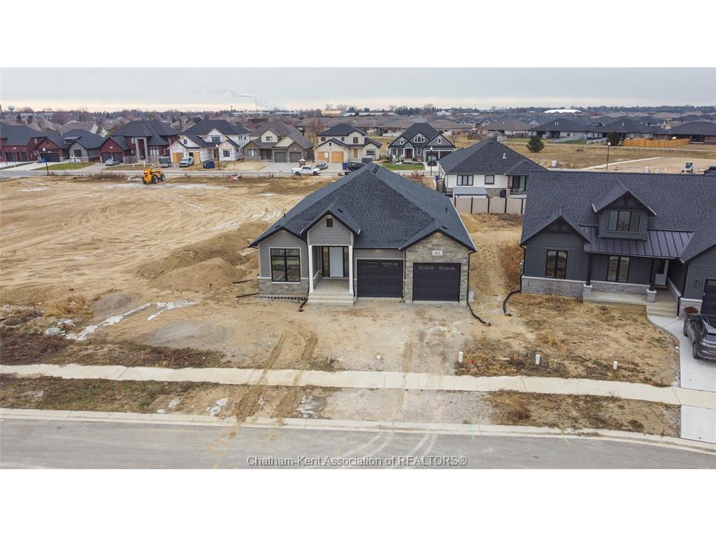 









44


BLOOMINGTON

Way,
Chatham,




ON
N7L 0H2

