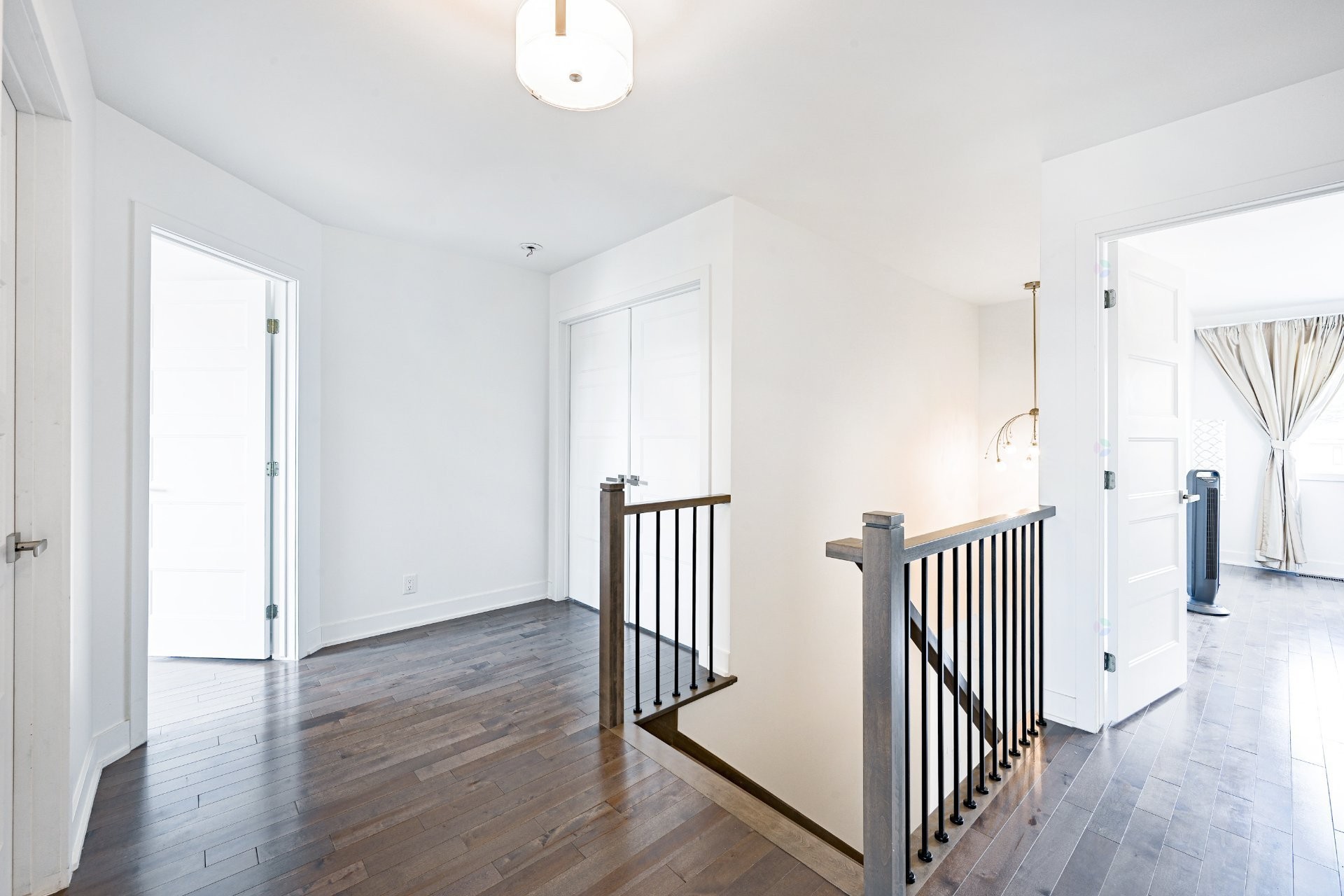 









288


Rue Chambly

,
Longueuil (Greenfield Park),




QC
J4V2E7

