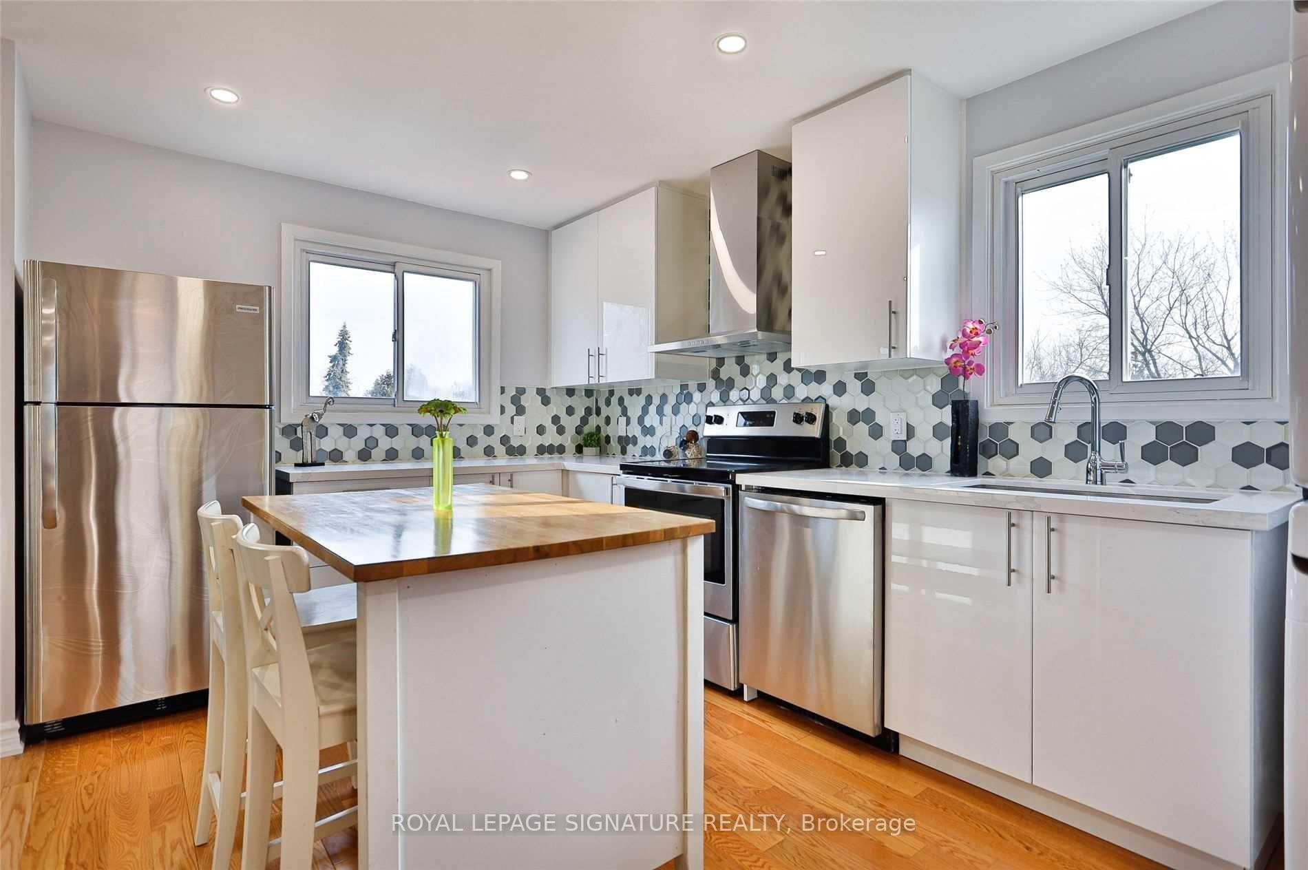 









47


South Edgely

Avenue, Upper Unit,
Toronto,




ON
M1N 3K9

