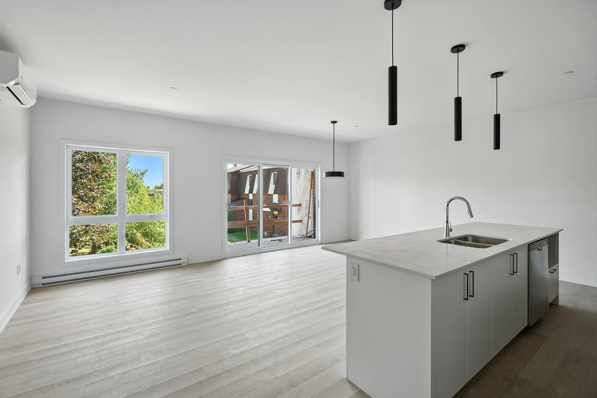 









312


Ch. Freeman

, 104,
Gatineau (Hull),




QC
J8Z2B6

