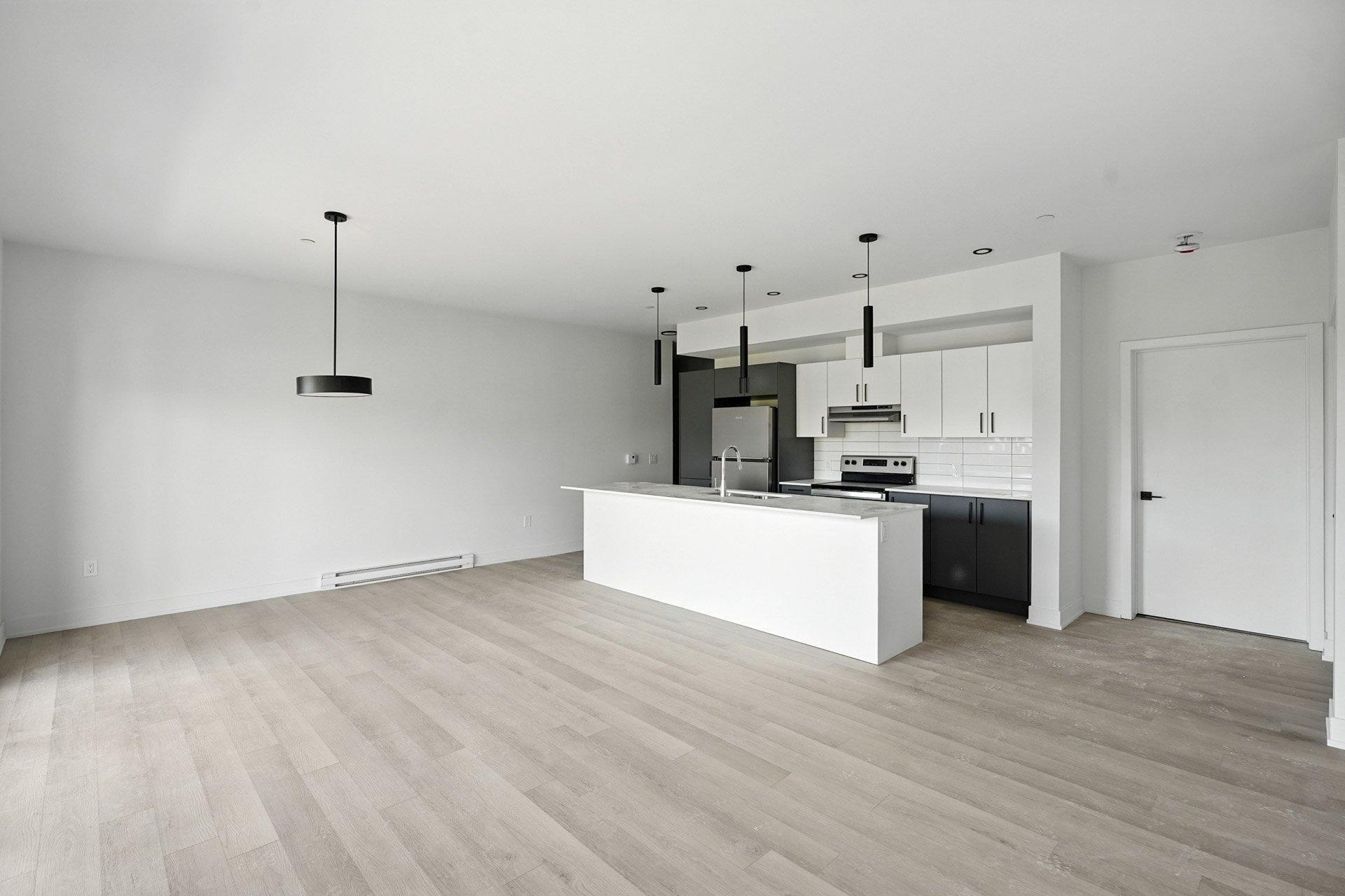 









312


Ch. Freeman

, 204,
Gatineau (Hull),




QC
J8Z2B6

