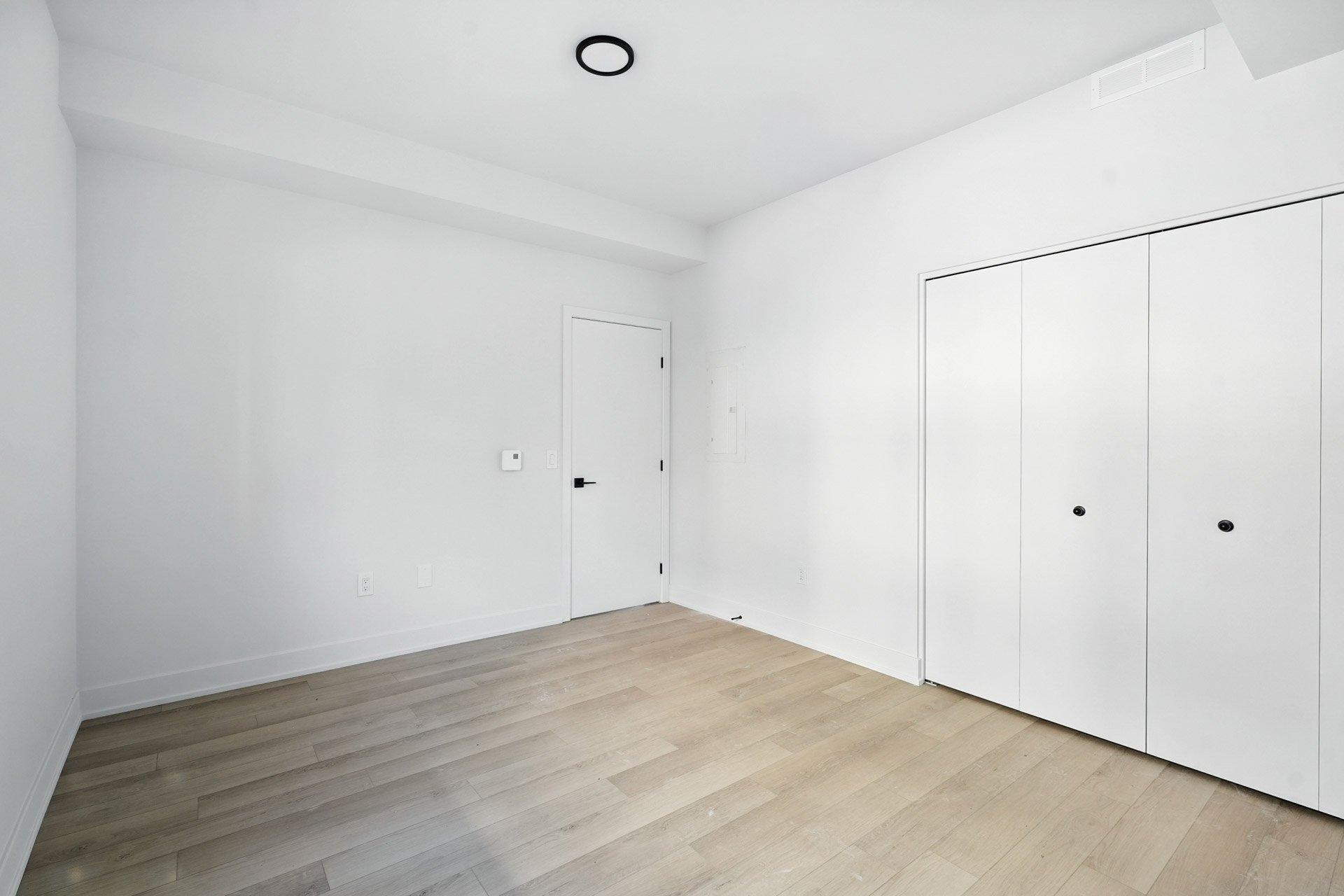 









312


Ch. Freeman

, 204,
Gatineau (Hull),




QC
J8Z2B6

