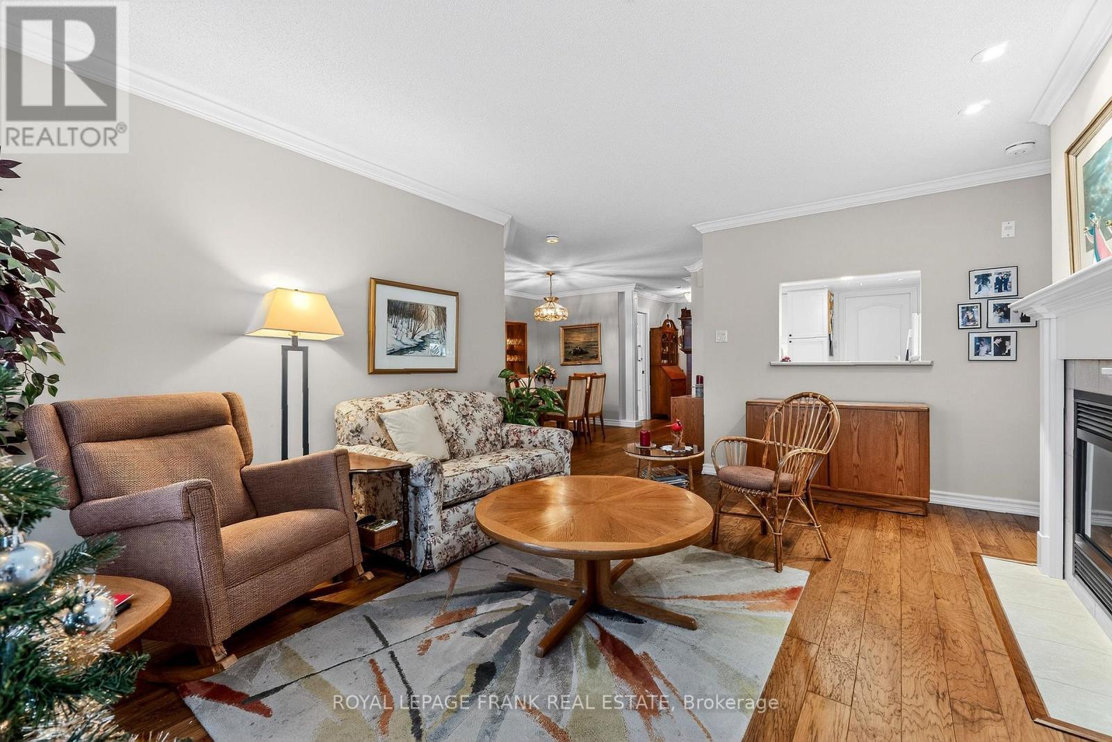 












110 - 3 HERITAGE WAY

,
Kawartha Lakes (Lindsay),




Ontario
K9V5Z1

