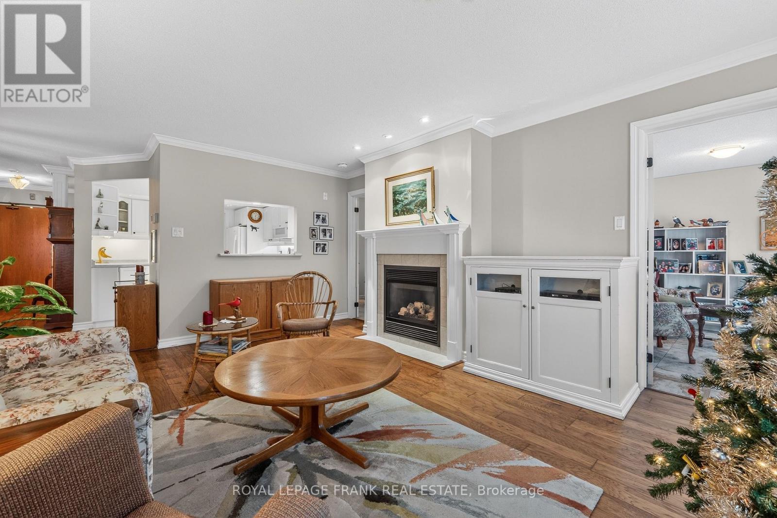 












110 - 3 HERITAGE WAY

,
Kawartha Lakes (Lindsay),




Ontario
K9V5Z1

