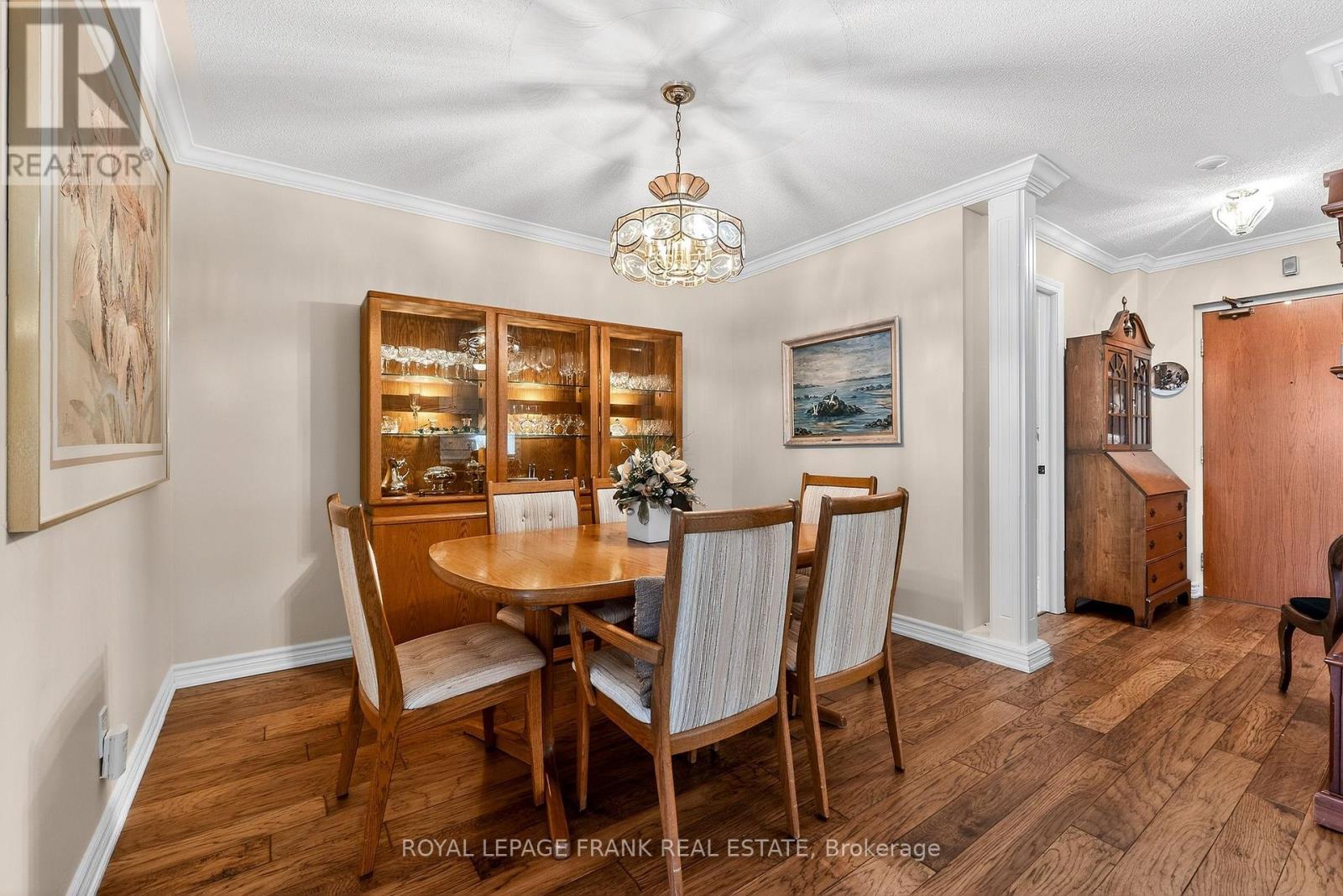 












110 - 3 HERITAGE WAY

,
Kawartha Lakes (Lindsay),




Ontario
K9V5Z1

