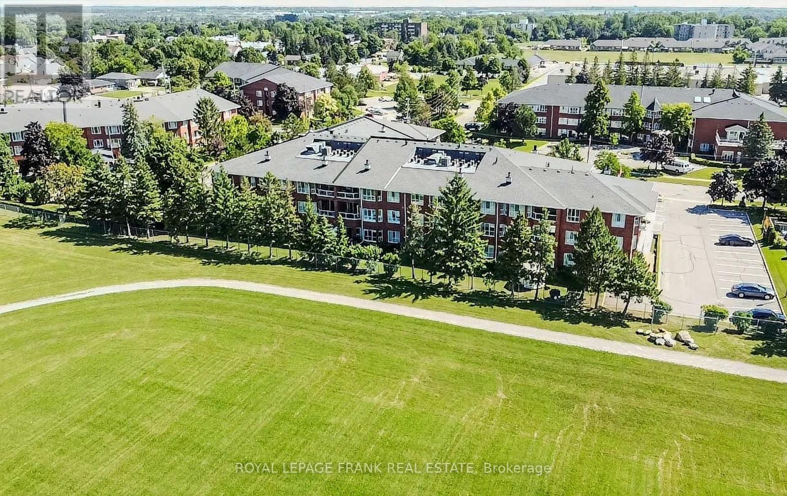 












110 - 3 HERITAGE WAY

,
Kawartha Lakes (Lindsay),




Ontario
K9V5Z1

