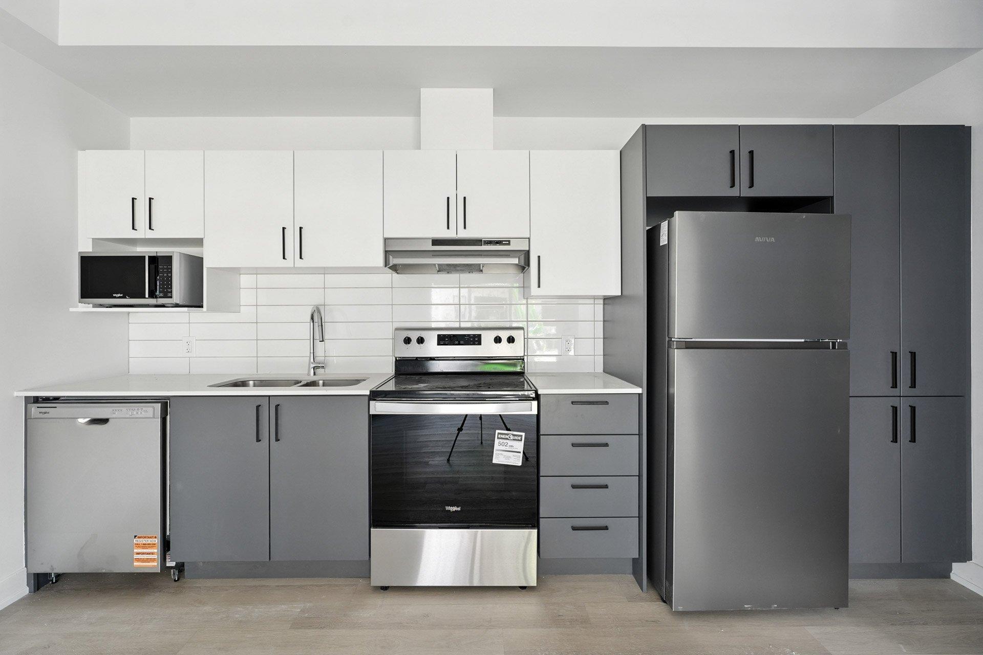 









312


Ch. Freeman

, 306,
Gatineau (Hull),




QC
J8Z2B6

