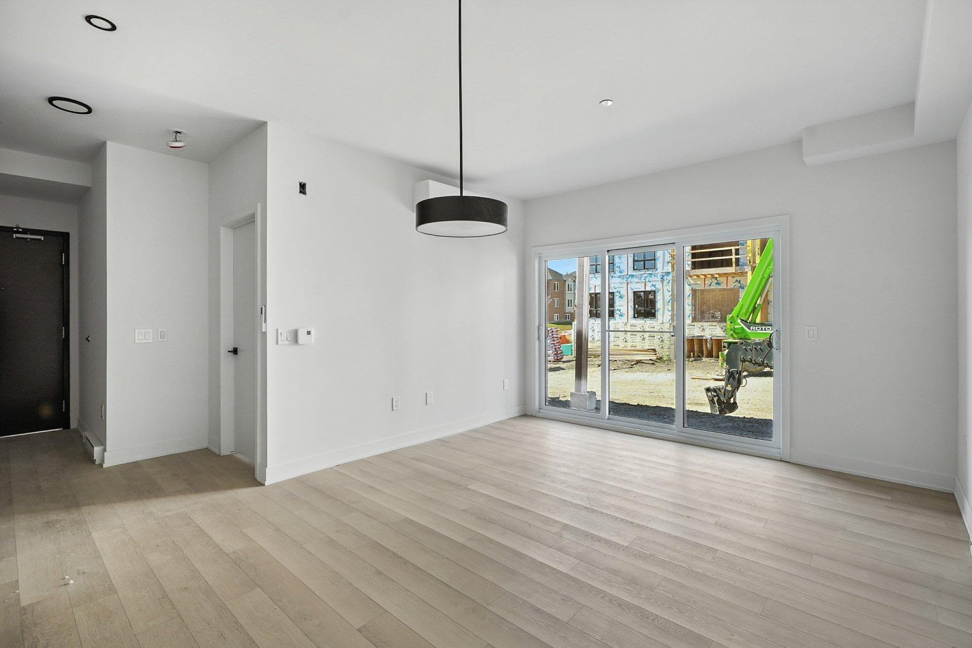 









312


Ch. Freeman

, 306,
Gatineau (Hull),




QC
J8Z2B6

