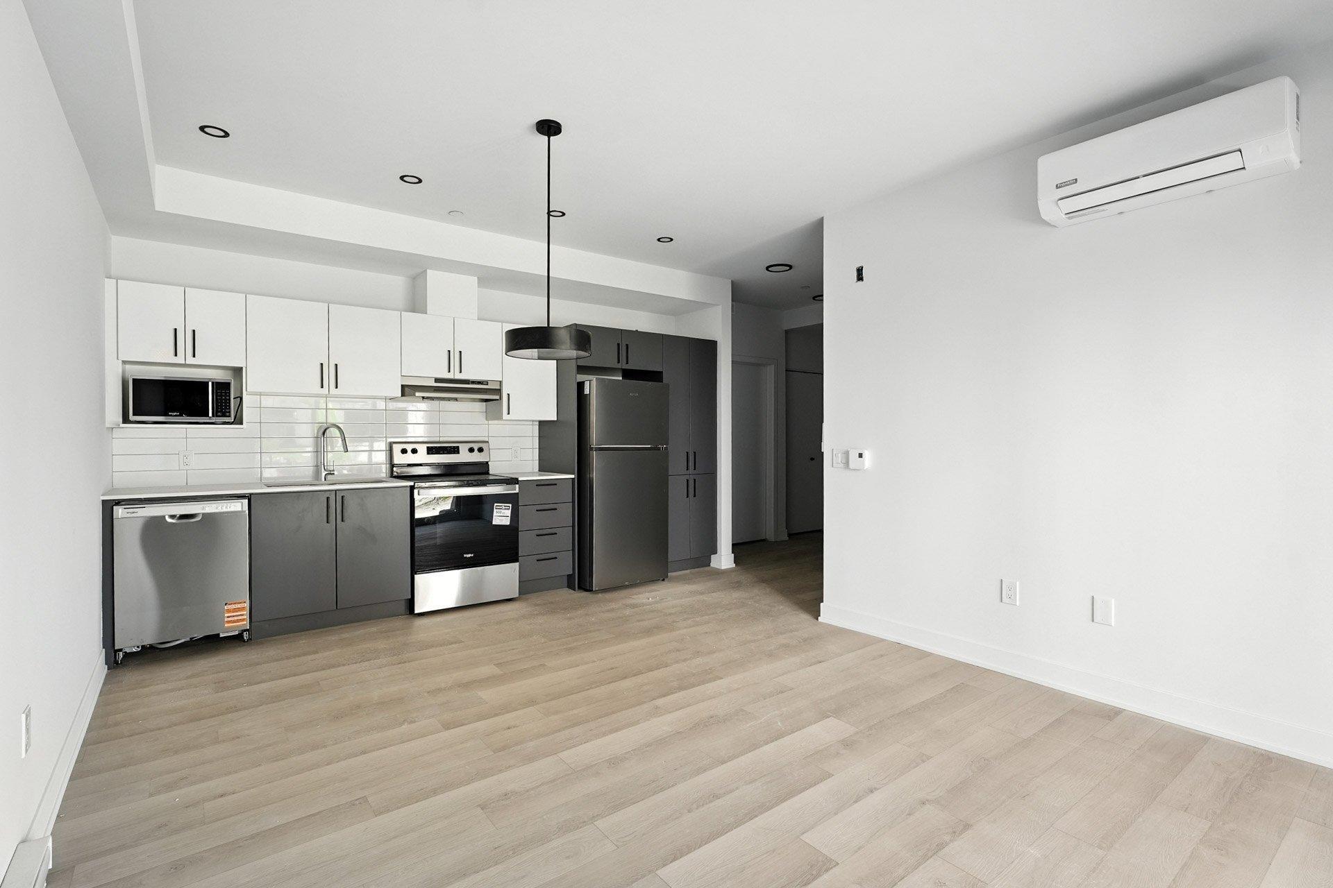 









312


Ch. Freeman

, 403,
Gatineau (Hull),




QC
J8Z2B6

