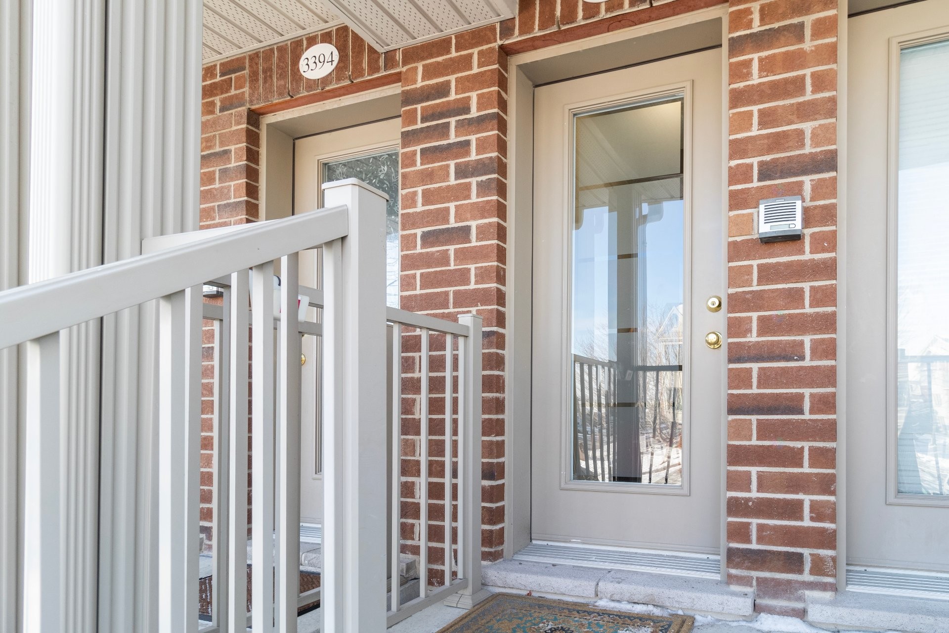 









3384


Boul. Gareau

,
Longueuil (Saint-Hubert),




QC
J3Y0J5

