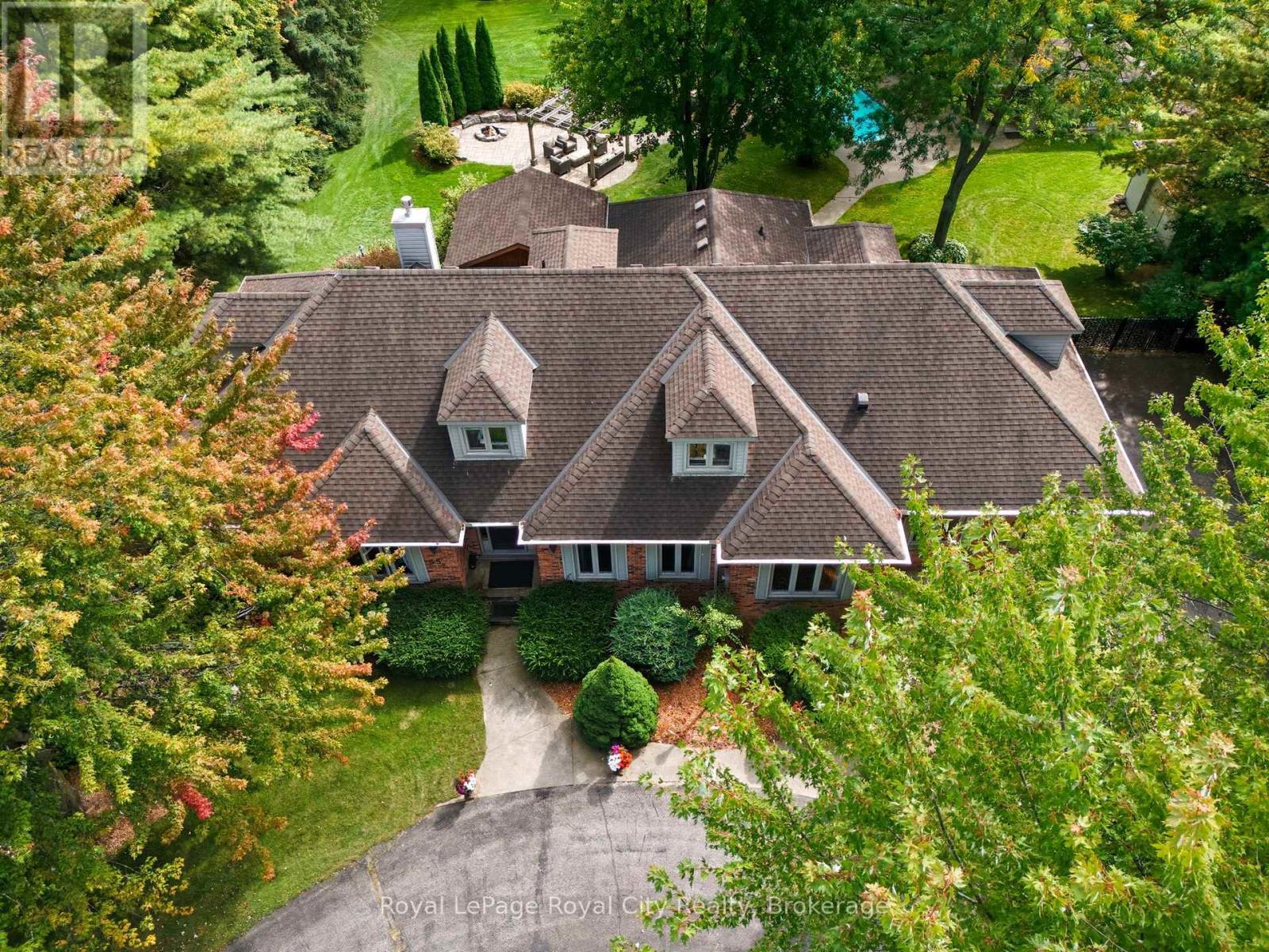 












55 BRIDLE PATH

,
Puslinch,




Ontario
N0B2J0

