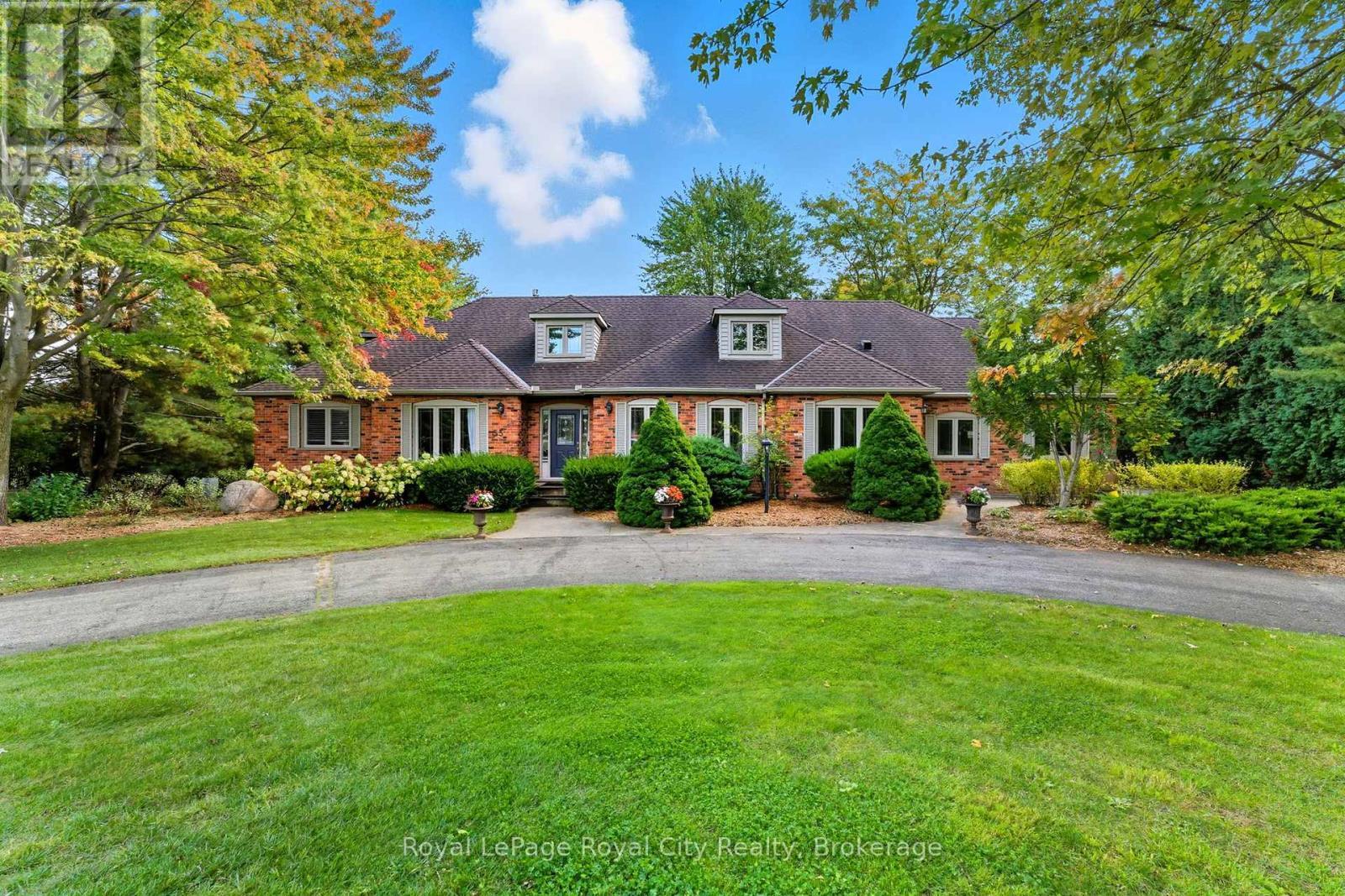 












55 BRIDLE PATH

,
Puslinch,




Ontario
N0B2J0

