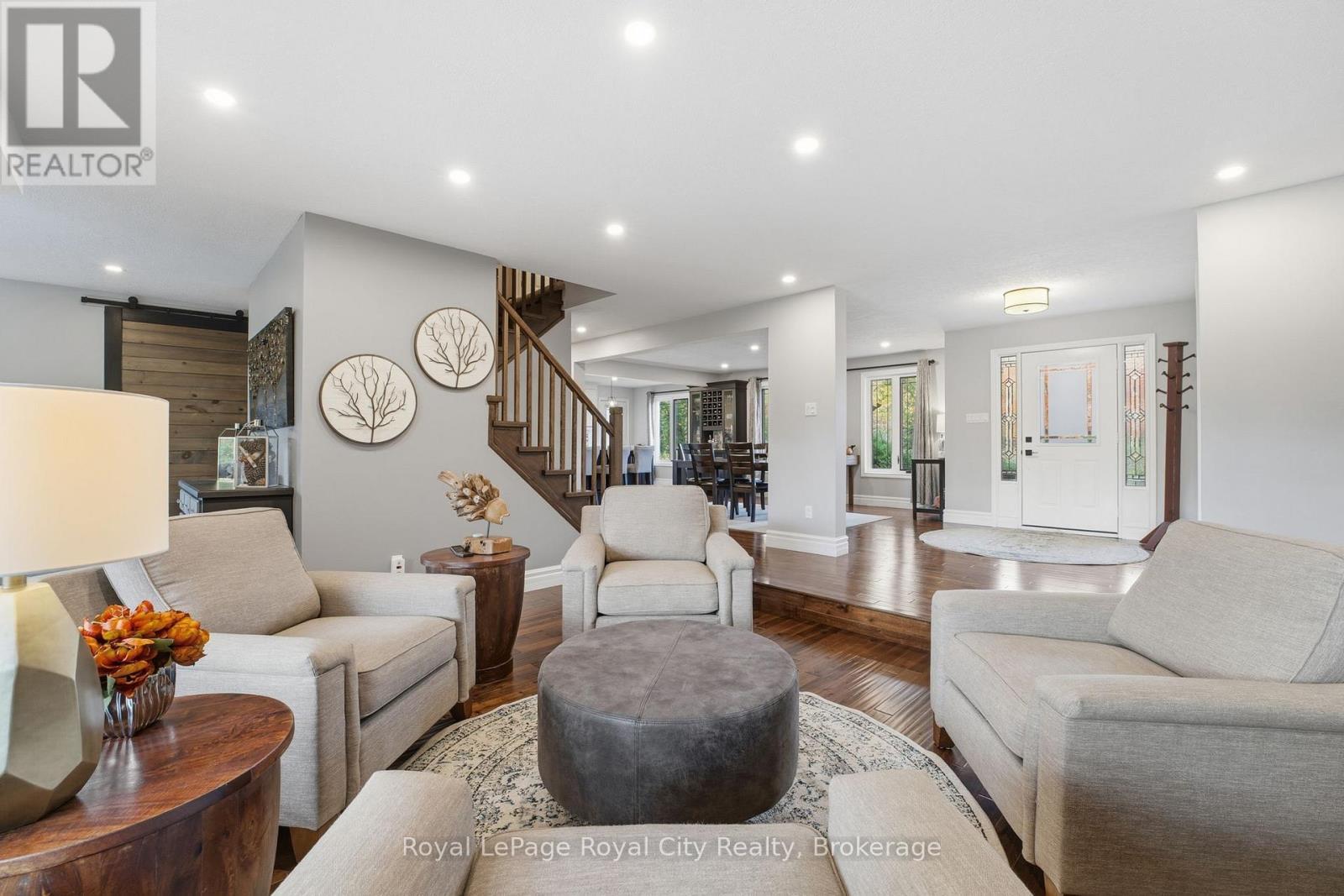 












55 BRIDLE PATH

,
Puslinch,




Ontario
N0B2J0

