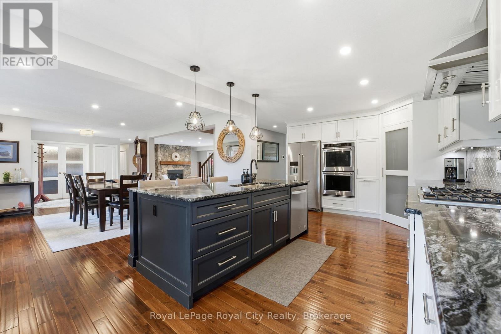 












55 BRIDLE PATH

,
Puslinch,




Ontario
N0B2J0

