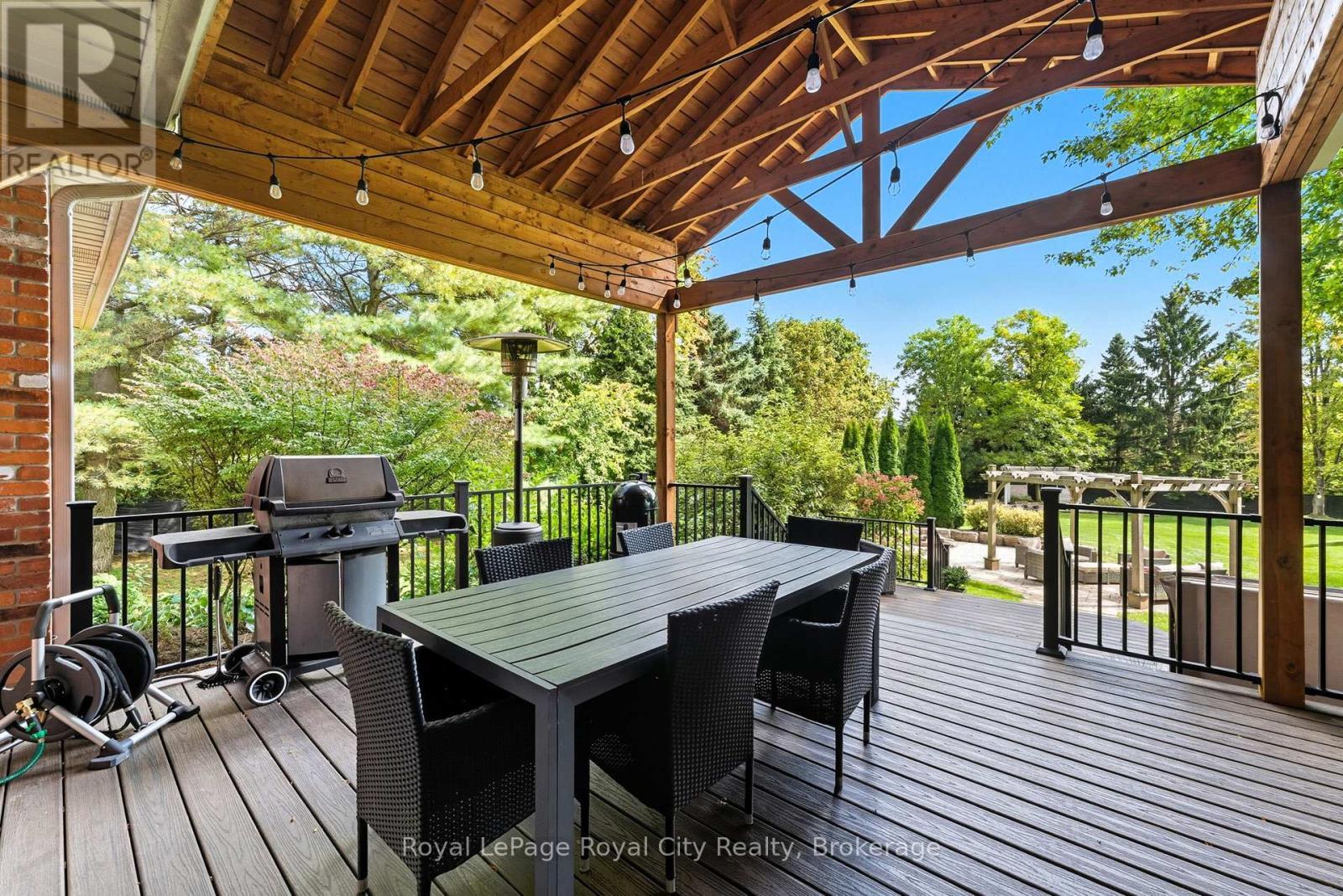 












55 BRIDLE PATH

,
Puslinch,




Ontario
N0B2J0

