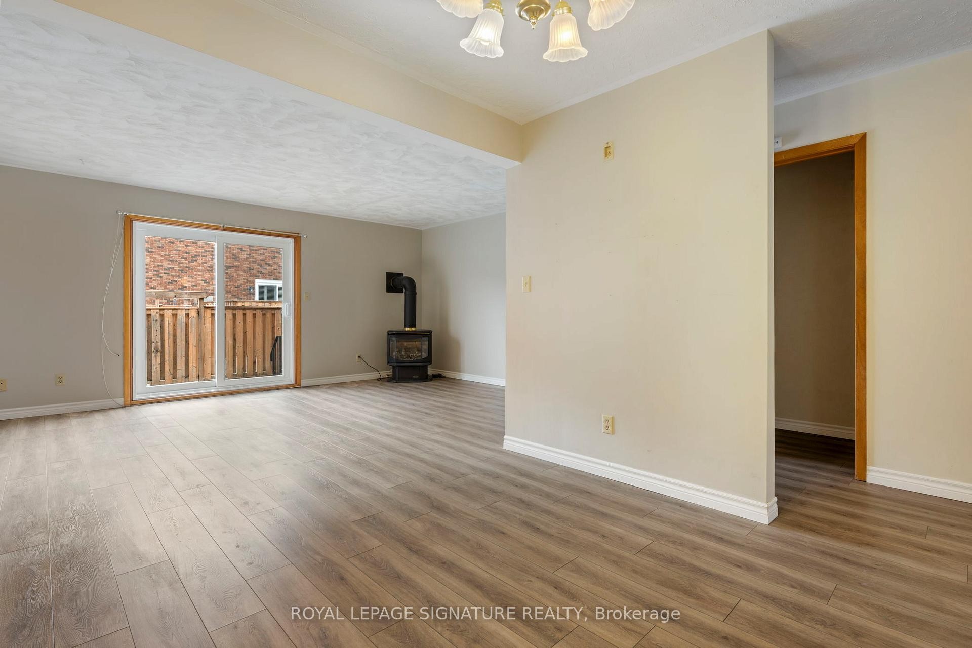 









10


Montclair

Crescent, 5,
Norfolk,




ON
N3Y 4R9

