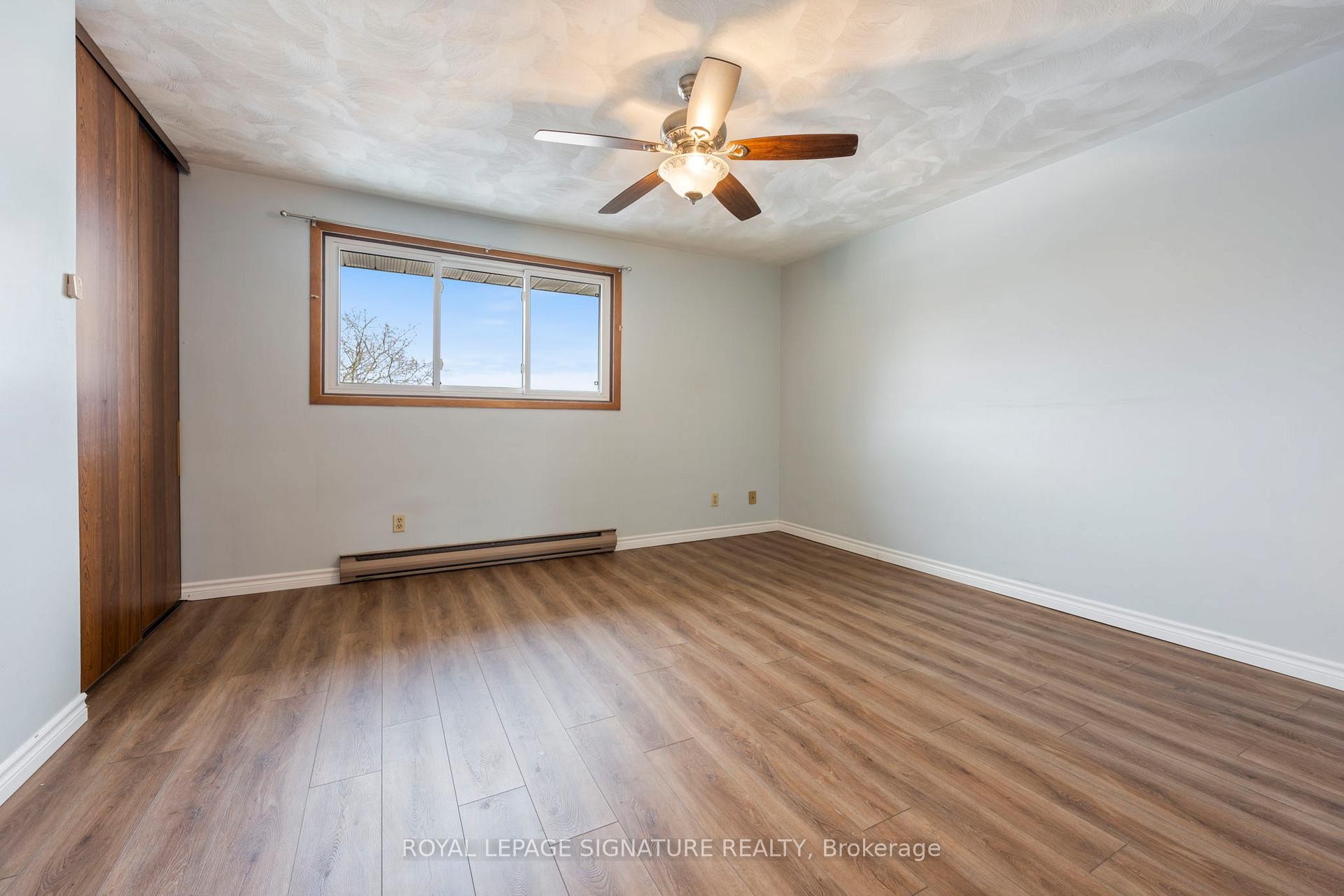 









10


Montclair

Crescent, 5,
Norfolk,




ON
N3Y 4R9

