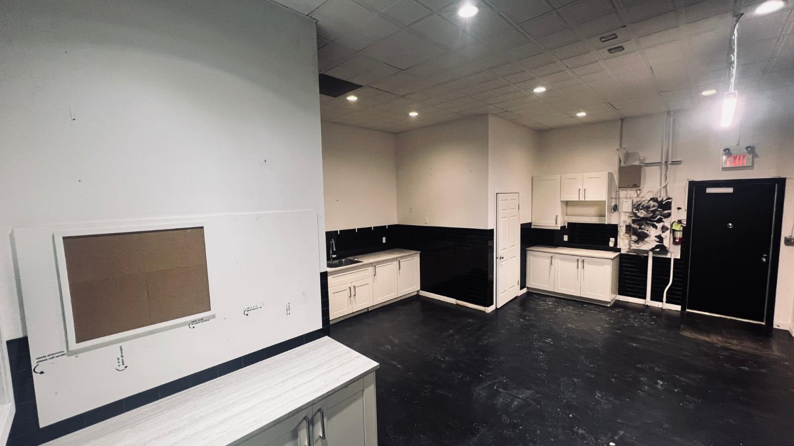 












4807  44 Ave

,
Stony Plain,




Alberta
T7Z1V5

