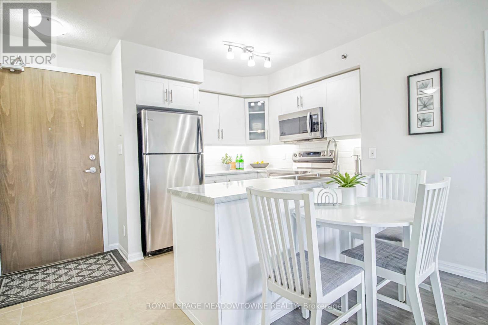 












321 - 3070 ROTARY WAY

,
Burlington,




Ontario
L7M0H1

