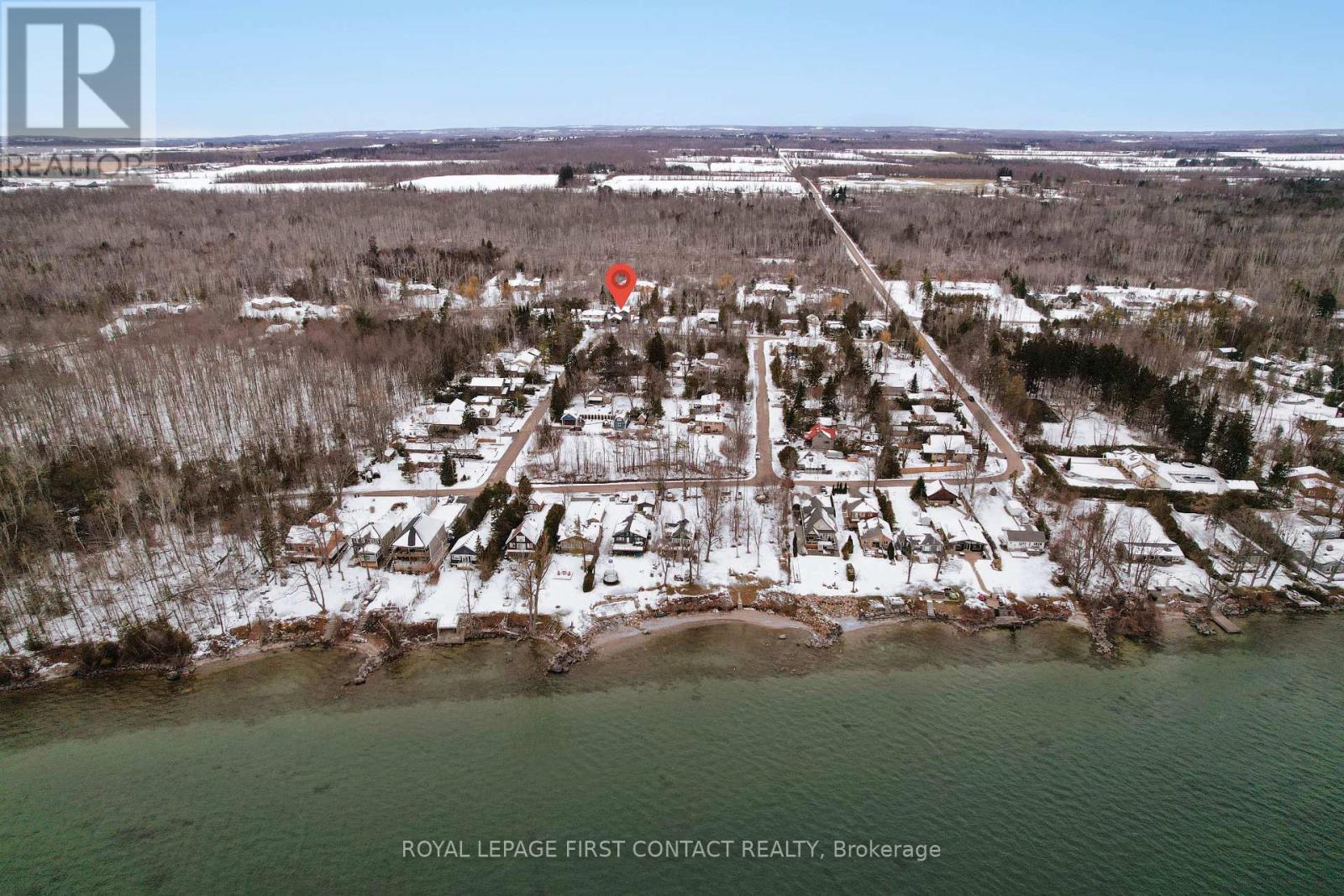 












18 LAKEVIEW ROAD

,
Oro-Medonte,




Ontario
L0L2E0

