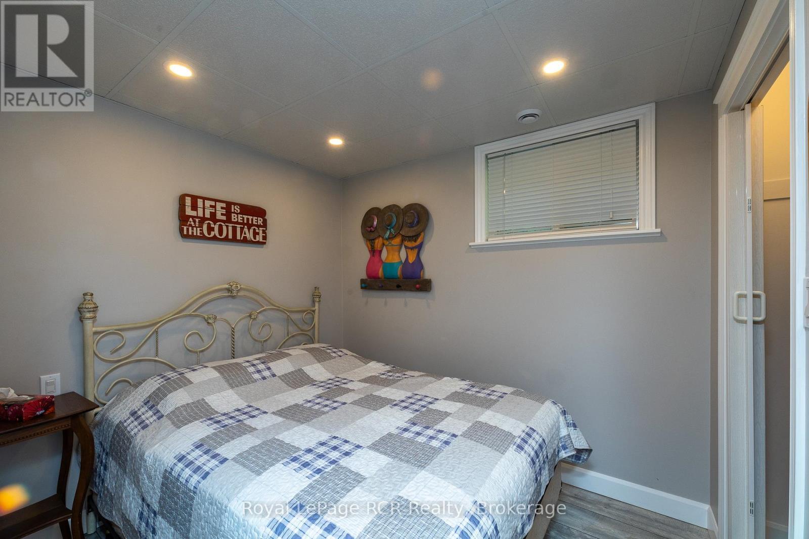 












173 MACDONALDS ROAD

,
Grey Highlands,




Ontario
N0C1E0

