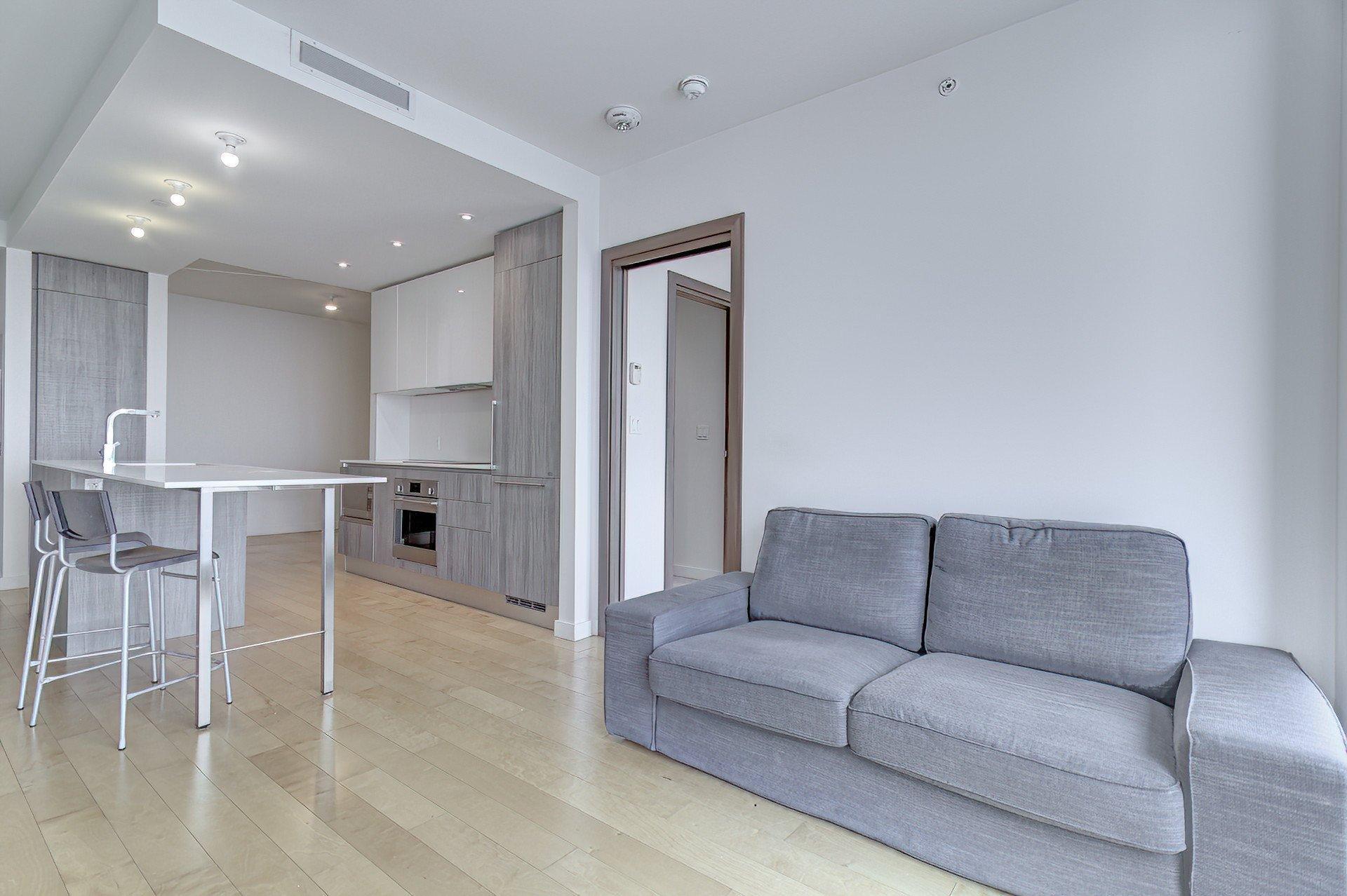 









1450


Boul. René-Lévesque O.

, 1311,
Montréal (Ville-Marie),




QC
H3G0E1

