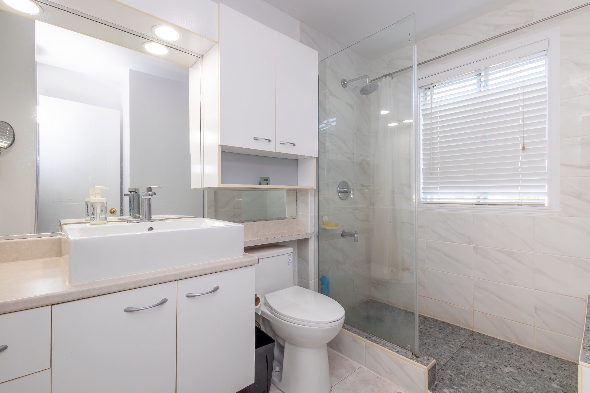 









12


Place Borduas

,
Sainte-Julie,




QC
J3E2H4

