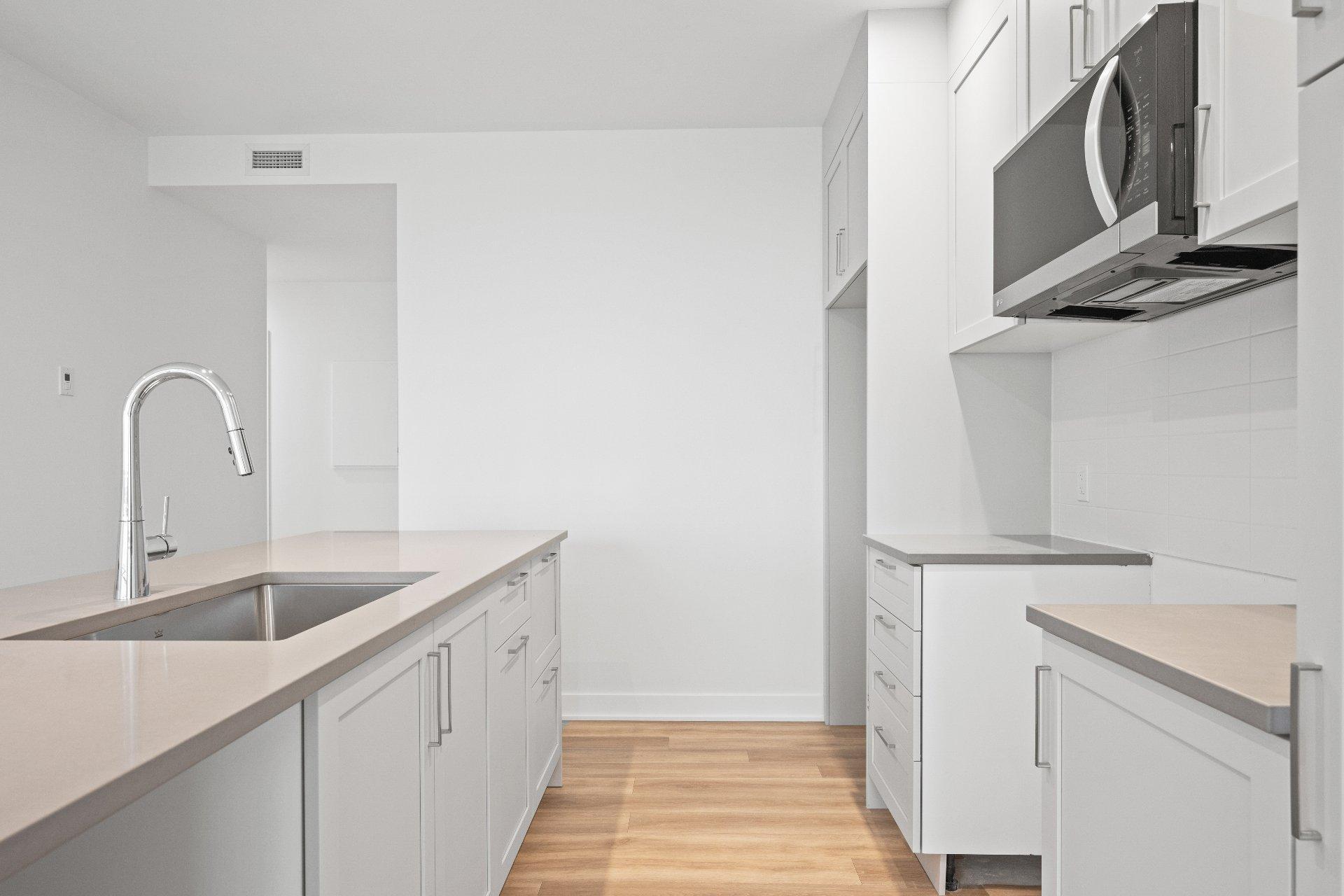 









280


Rue du Mont-Plaisant

, 10,
Mont-Tremblant,




QC
J8E1L2

