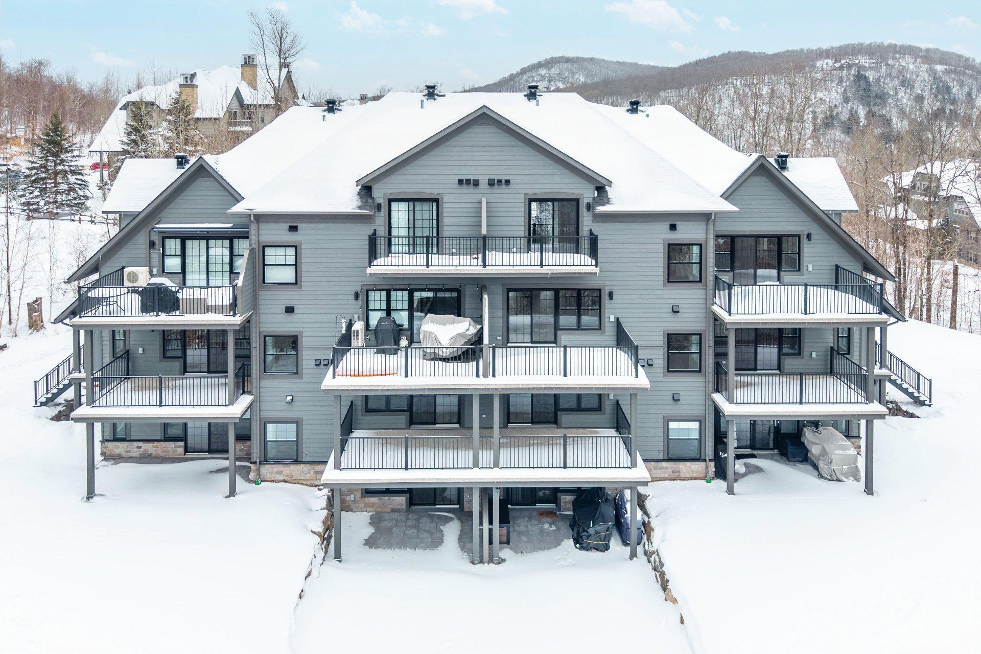 









280


Rue du Mont-Plaisant

, 10,
Mont-Tremblant,




QC
J8E1L2

