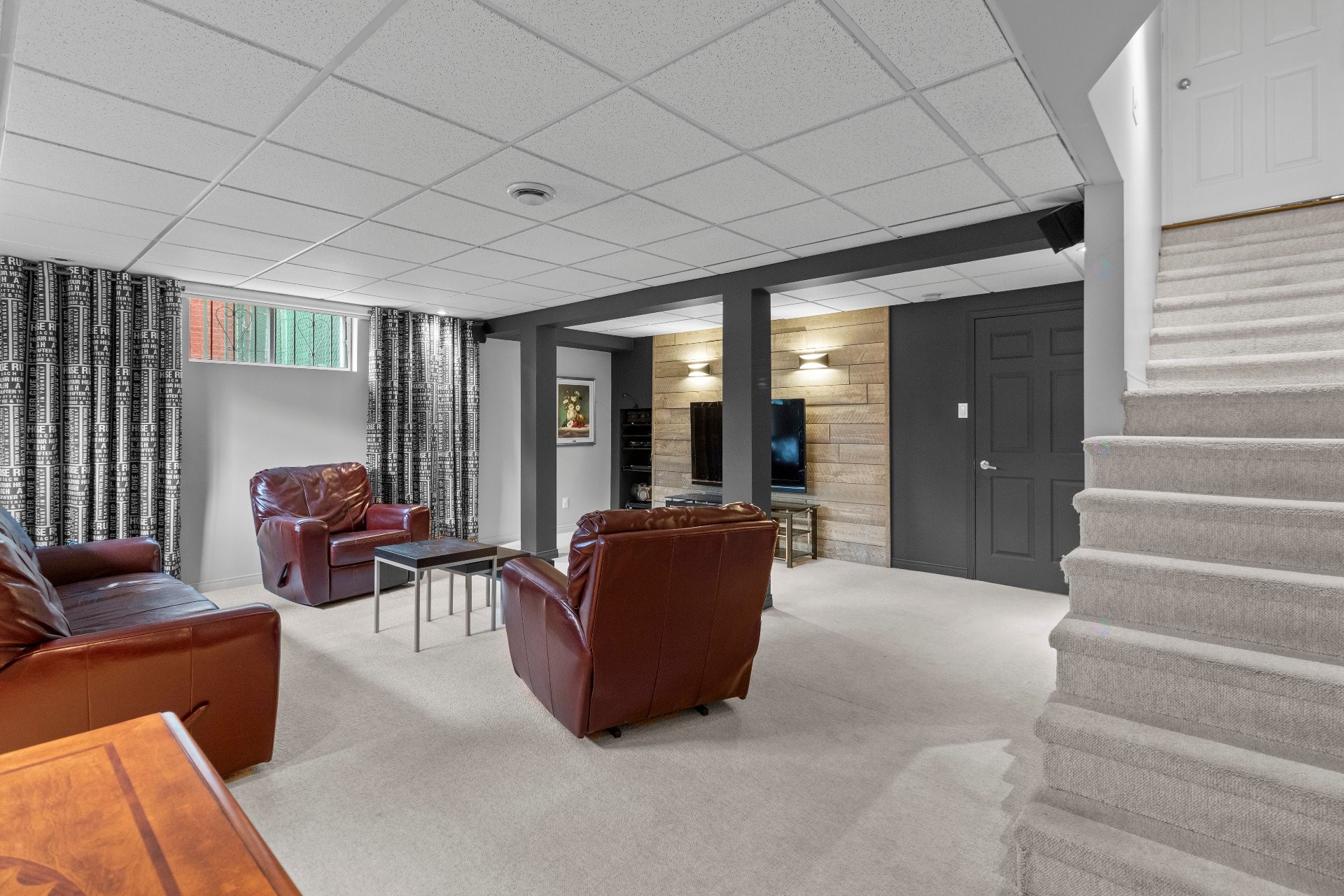 









907


Rue Henri-Massé

,
Longueuil (Saint-Hubert),




QC
J3Z1G9

