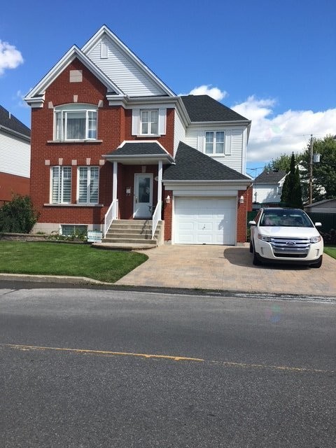 









907


Rue Henri-Massé

,
Longueuil (Saint-Hubert),




QC
J3Z1G9

