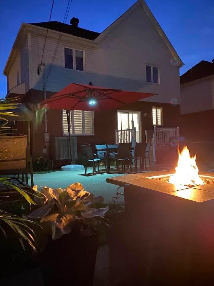 









907


Rue Henri-Massé

,
Longueuil (Saint-Hubert),




QC
J3Z1G9

