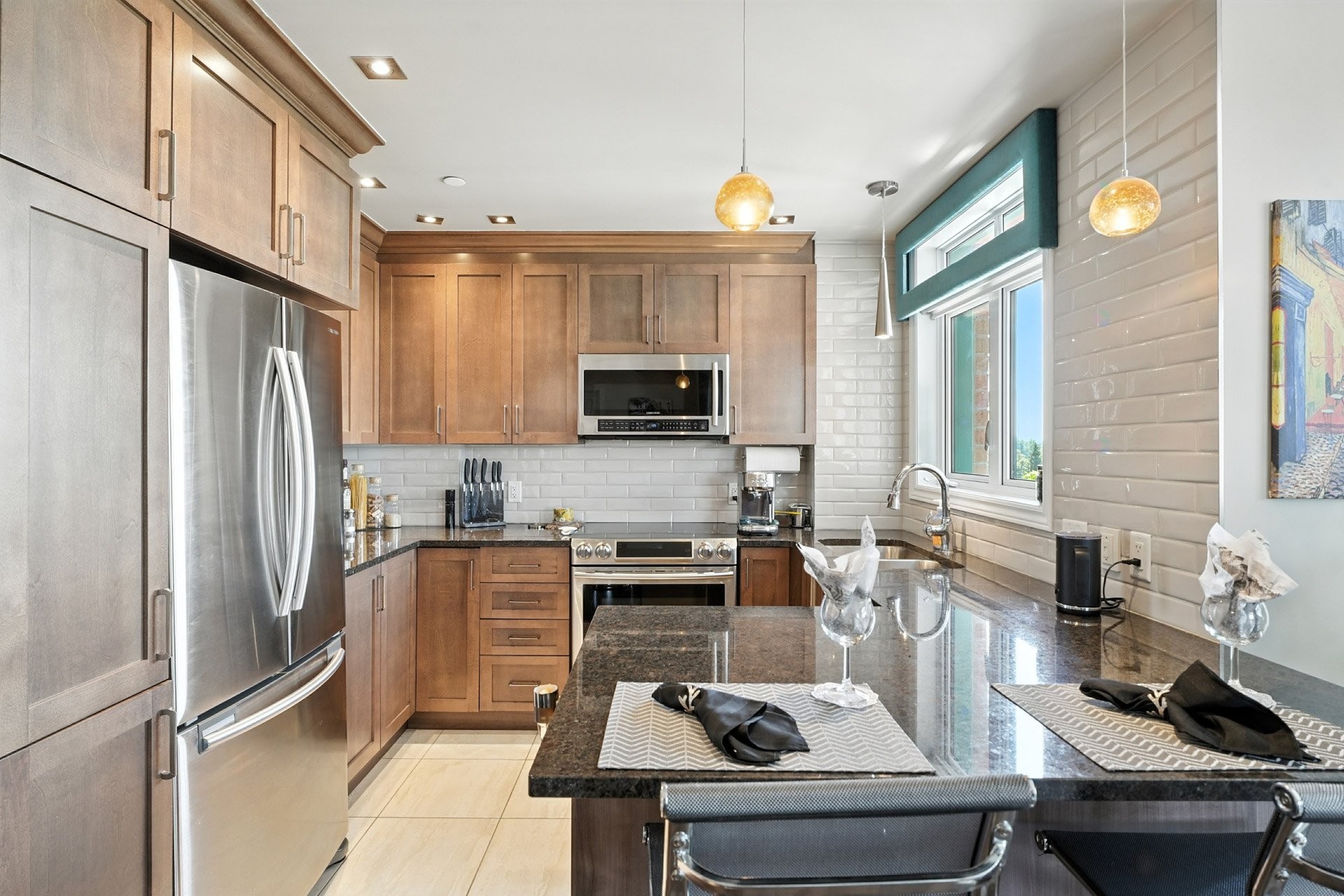 









1180


Ch. d'Aylmer

, 412,
Gatineau (Aylmer),




QC
J9H0G5

