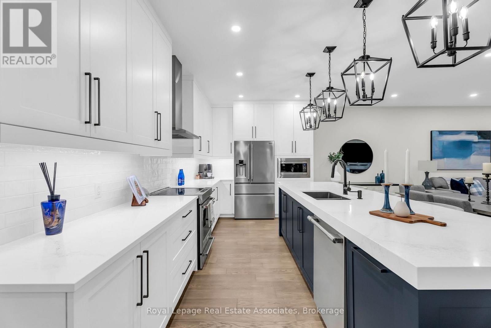 












8 - 28 JUNIPER TRAIL

,
Welland,




Ontario
L3C0H5

