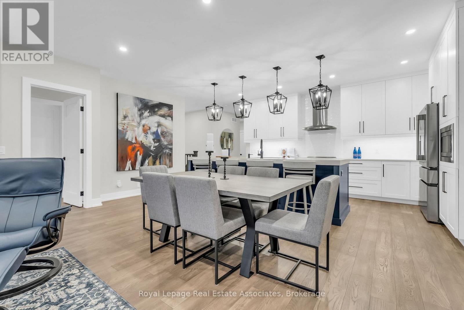 












8 - 28 JUNIPER TRAIL

,
Welland,




Ontario
L3C0H5

