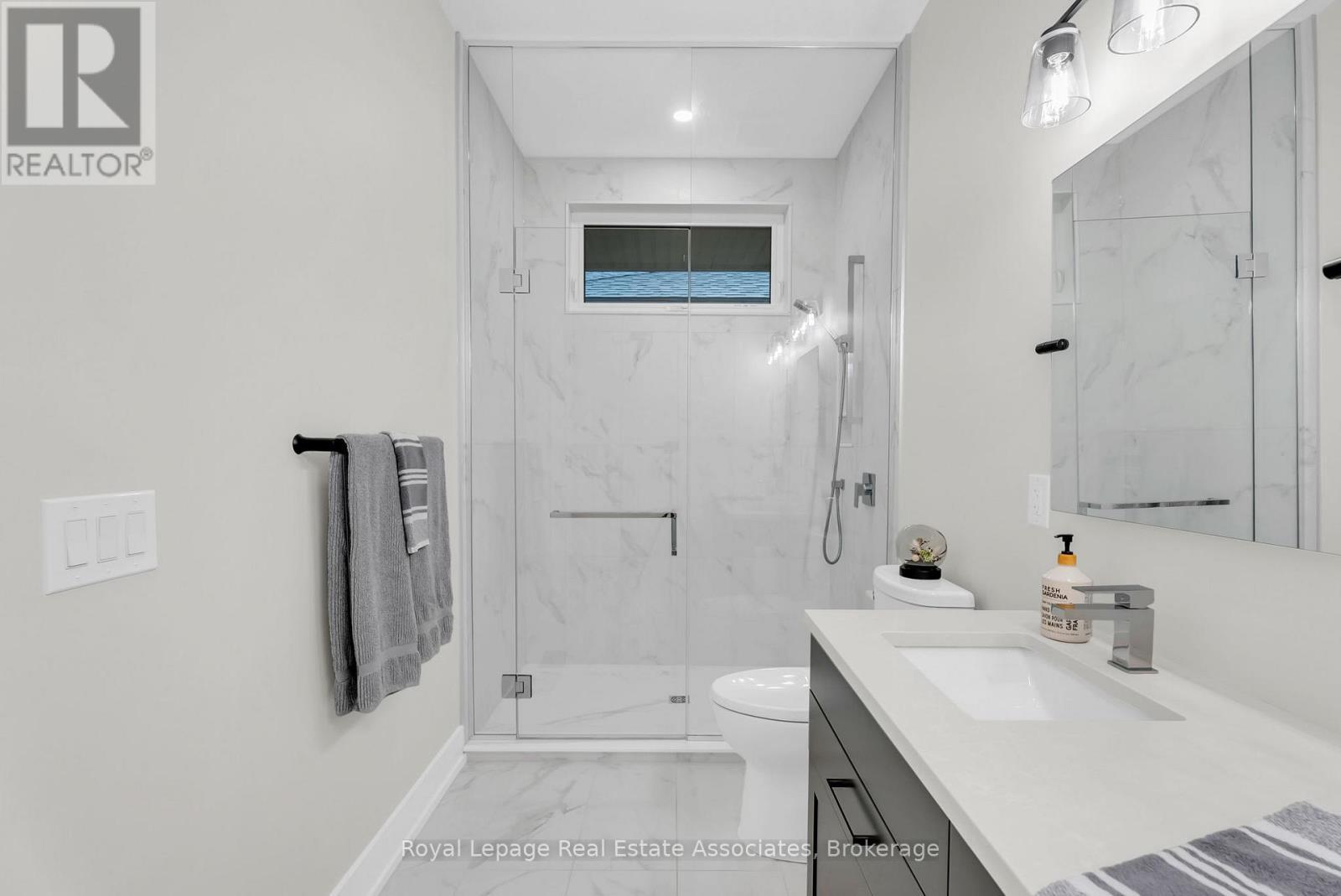 












8 - 28 JUNIPER TRAIL

,
Welland,




Ontario
L3C0H5

