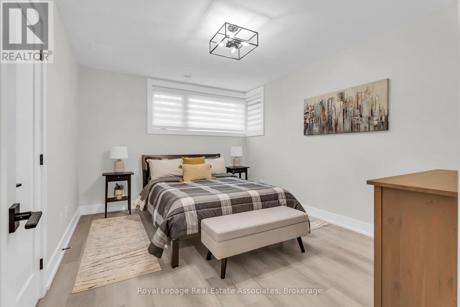 












8 - 28 JUNIPER TRAIL

,
Welland,




Ontario
L3C0H5

