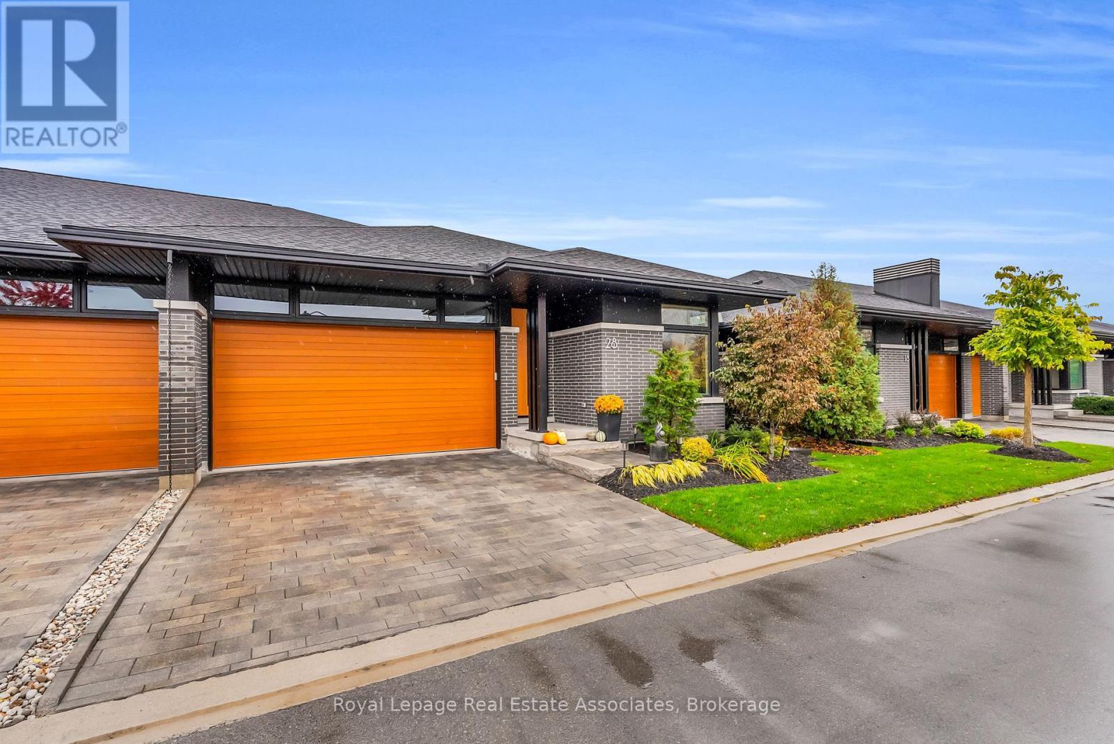 












8 - 28 JUNIPER TRAIL

,
Welland,




Ontario
L3C0H5

