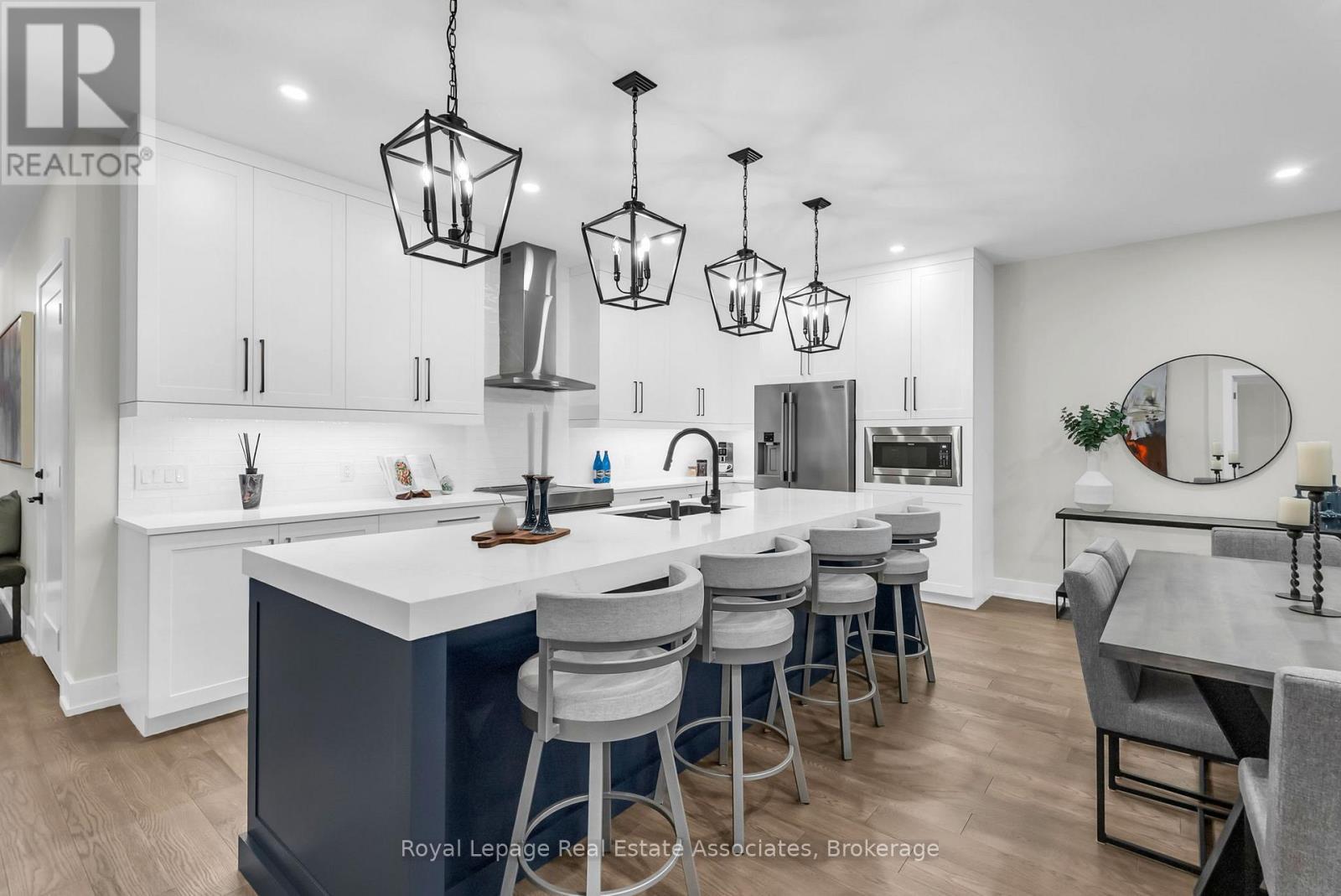 












8 - 28 JUNIPER TRAIL

,
Welland,




Ontario
L3C0H5

