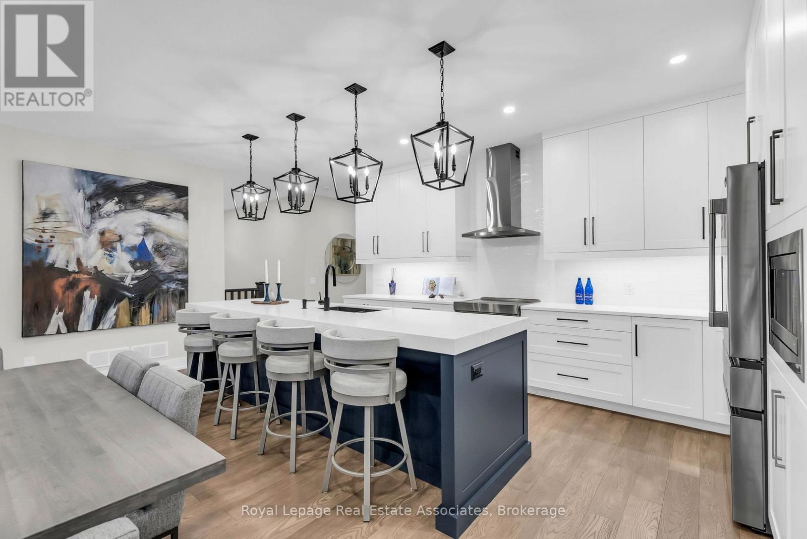 












8 - 28 JUNIPER TRAIL

,
Welland,




Ontario
L3C0H5

