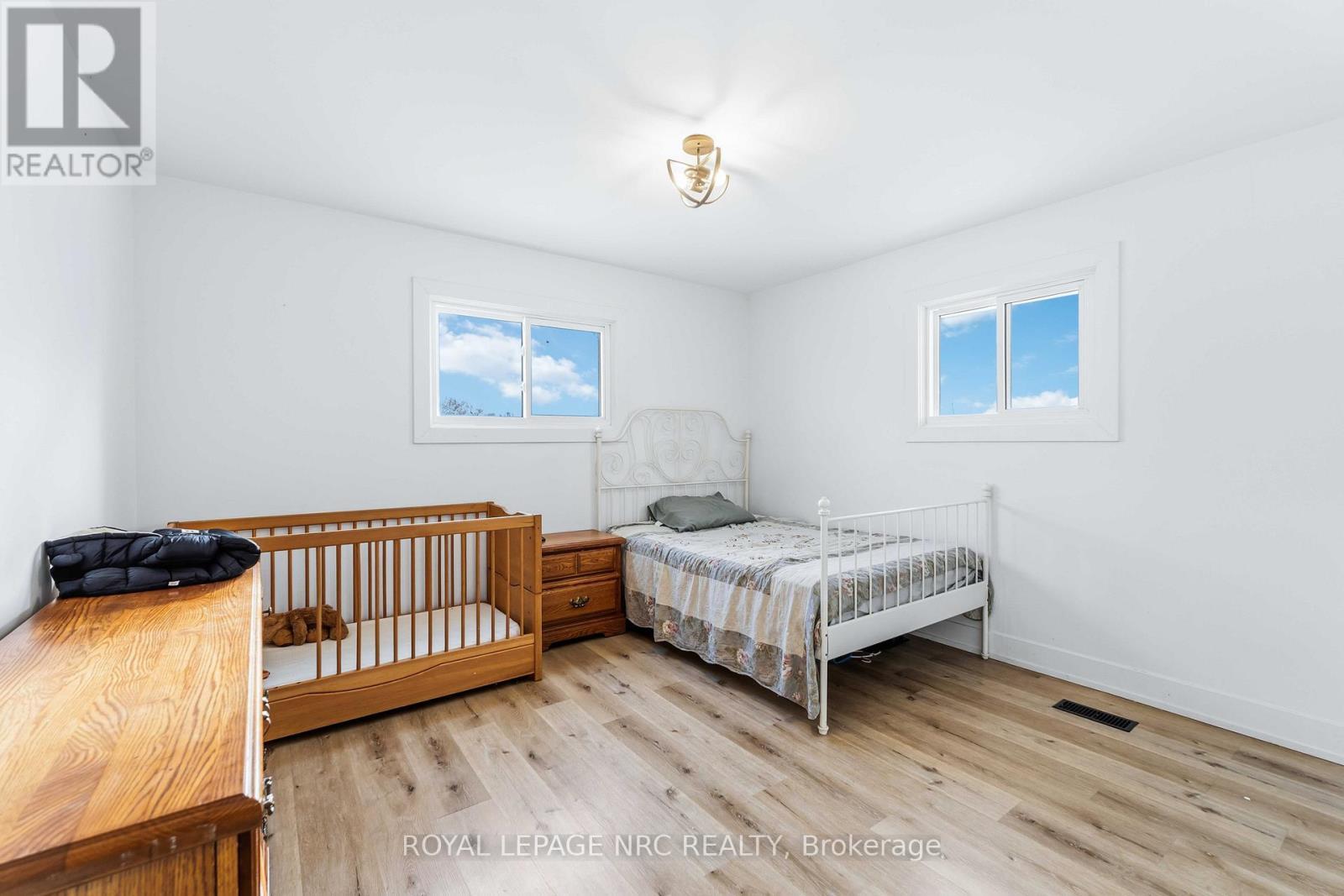 












764 COLLVER ROAD

,
West Lincoln (Bismark/Wellandport),




Ontario
L0R2J0

