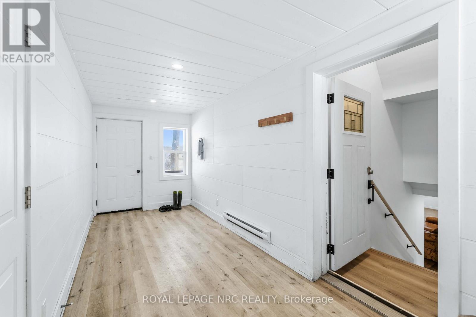 












764 COLLVER ROAD

,
West Lincoln (Bismark/Wellandport),




Ontario
L0R2J0

