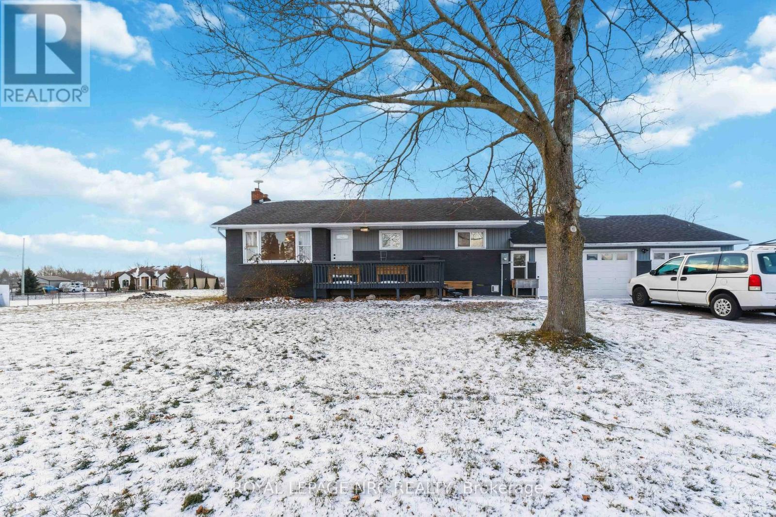 












764 COLLVER ROAD

,
West Lincoln (Bismark/Wellandport),




Ontario
L0R2J0

