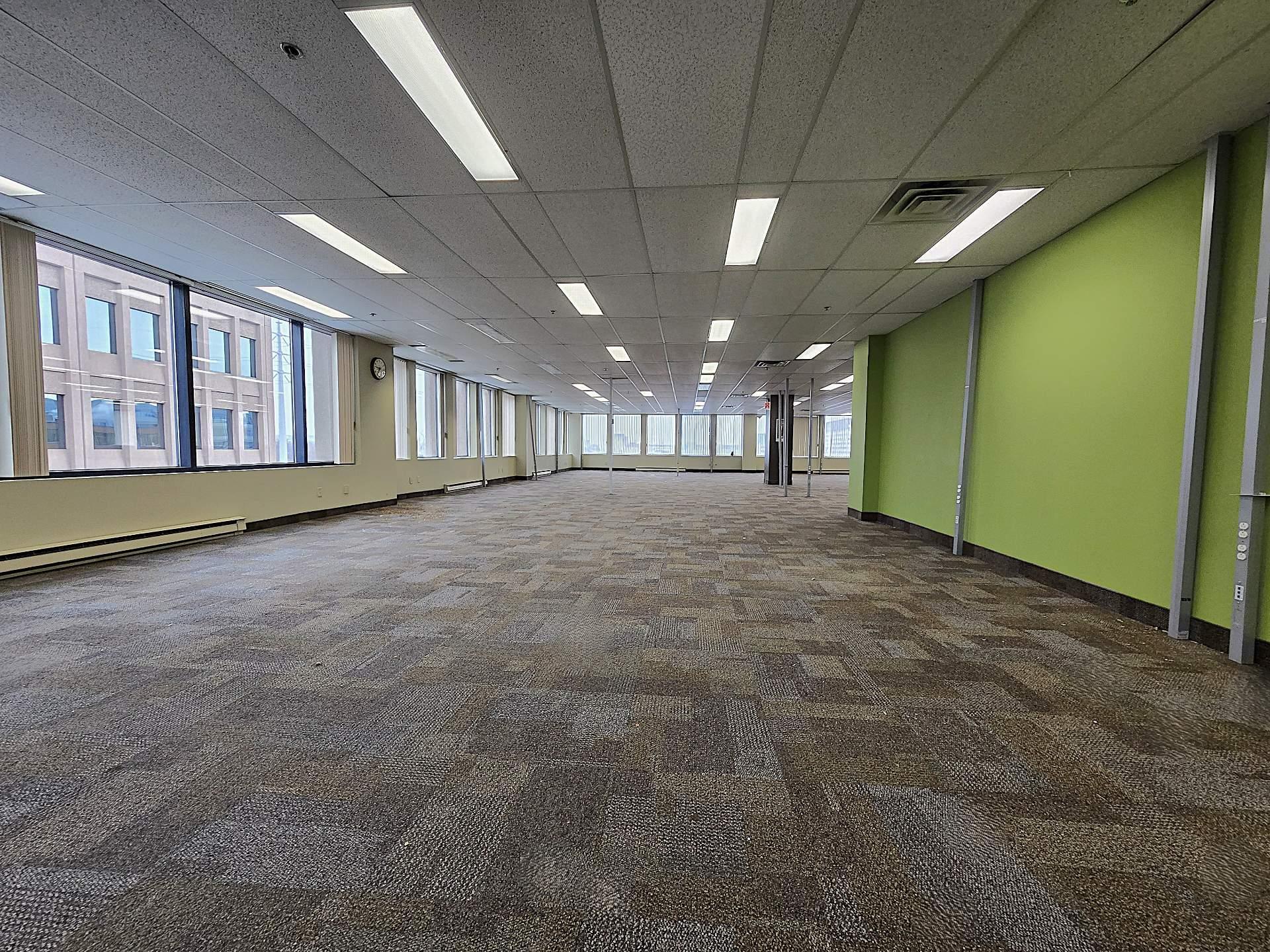 









35


Rue de Port-Royal E.

, 406,
Montréal (Ahuntsic-Cartierville),




QC
H3L3T1

