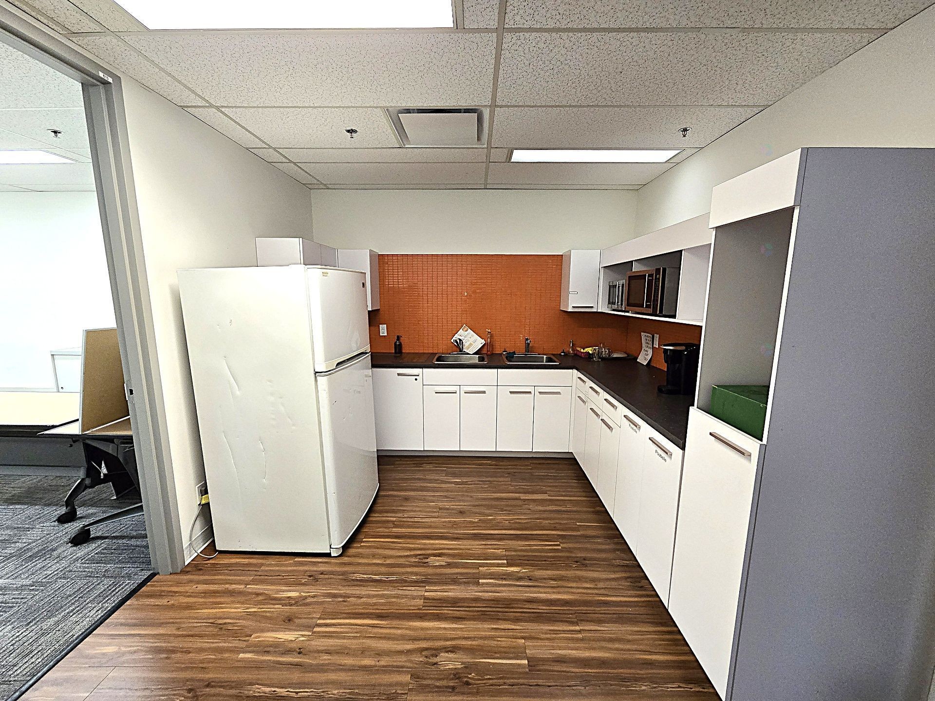 









35


Rue de Port-Royal E.

, 405,
Montréal (Ahuntsic-Cartierville),




QC
H3L3T1

