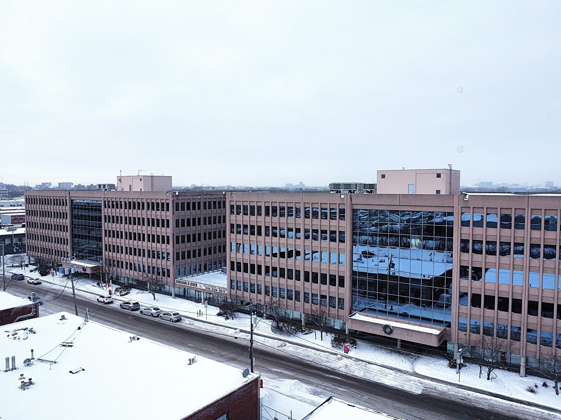 









35


Rue de Port-Royal E.

, 405,
Montréal (Ahuntsic-Cartierville),




QC
H3L3T1

