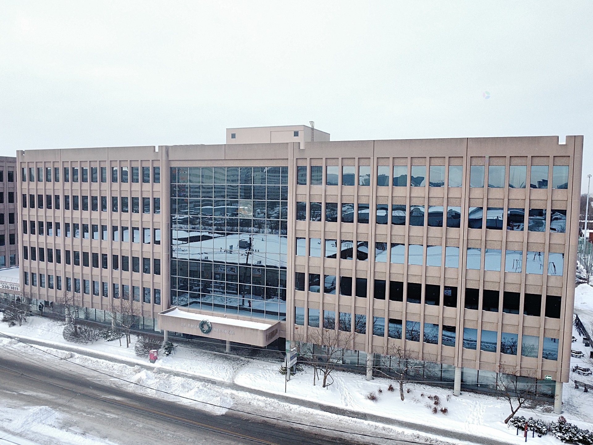 









35


Rue de Port-Royal E.

, 100,
Montréal (Ahuntsic-Cartierville),




QC
H3L3T1

