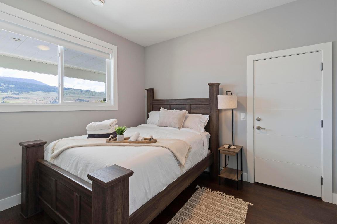 









11582


Middleton

Road,
Lake Country,




BC
V4V 1G6

