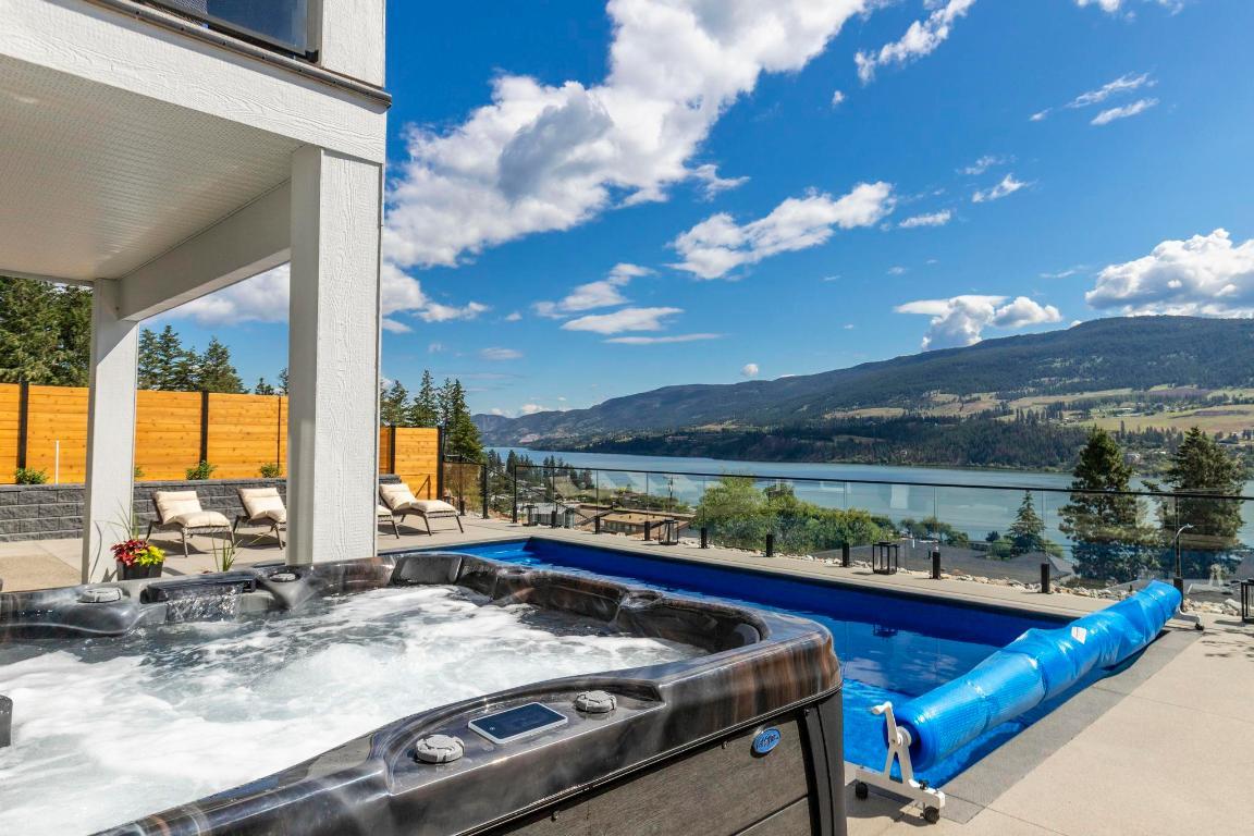 









11582


Middleton

Road,
Lake Country,




BC
V4V 1G6

