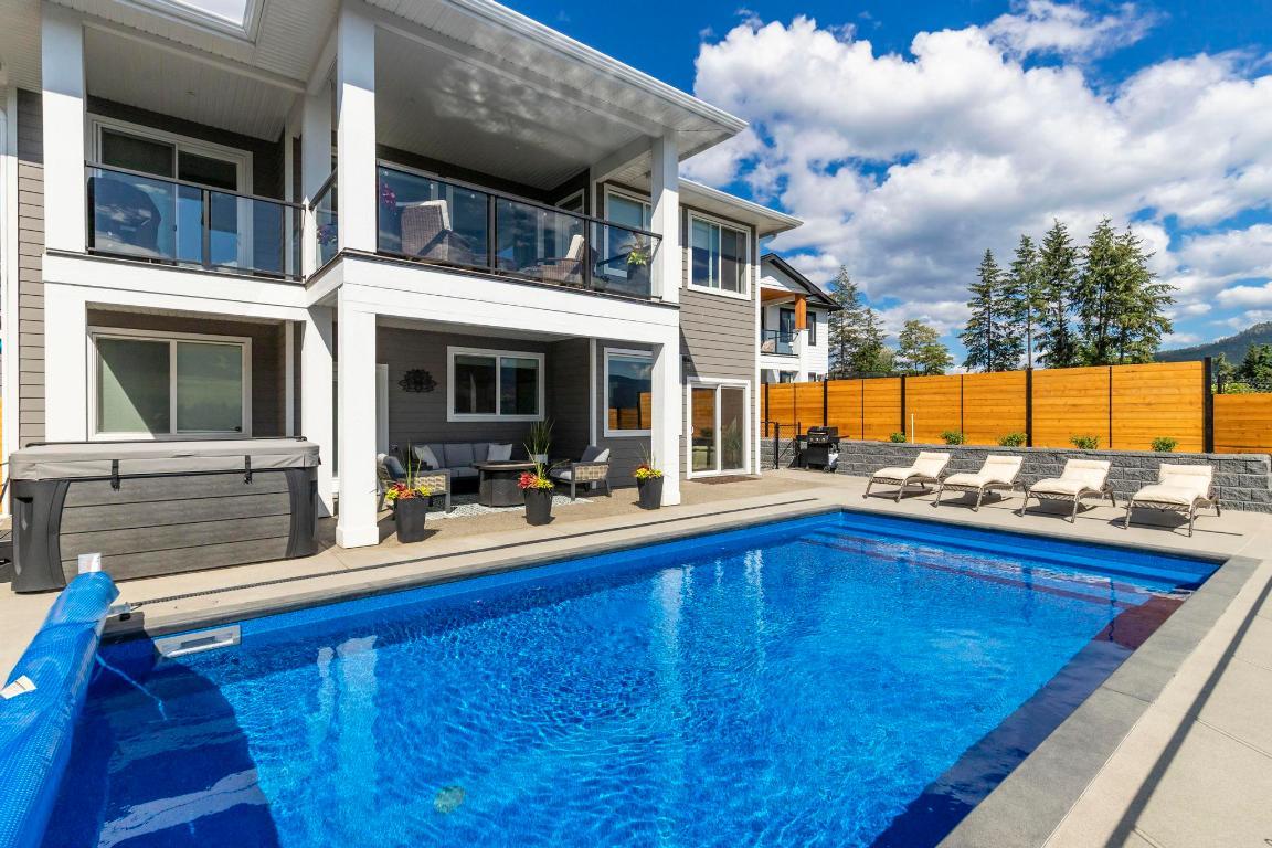 









11582


Middleton

Road,
Lake Country,




BC
V4V 1G6

